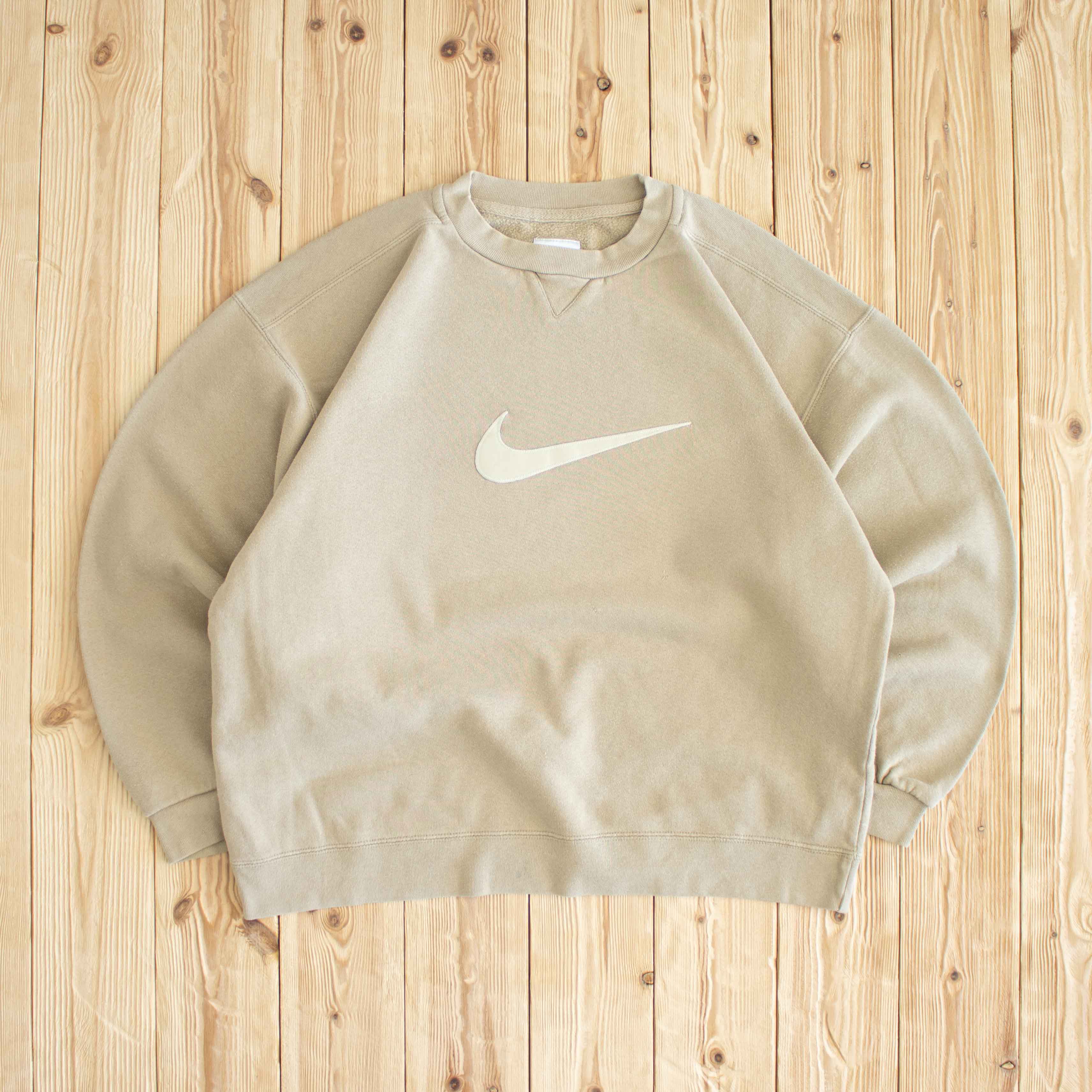 (L) Vintage Nike Swoosh Embroidered Sweatshirt