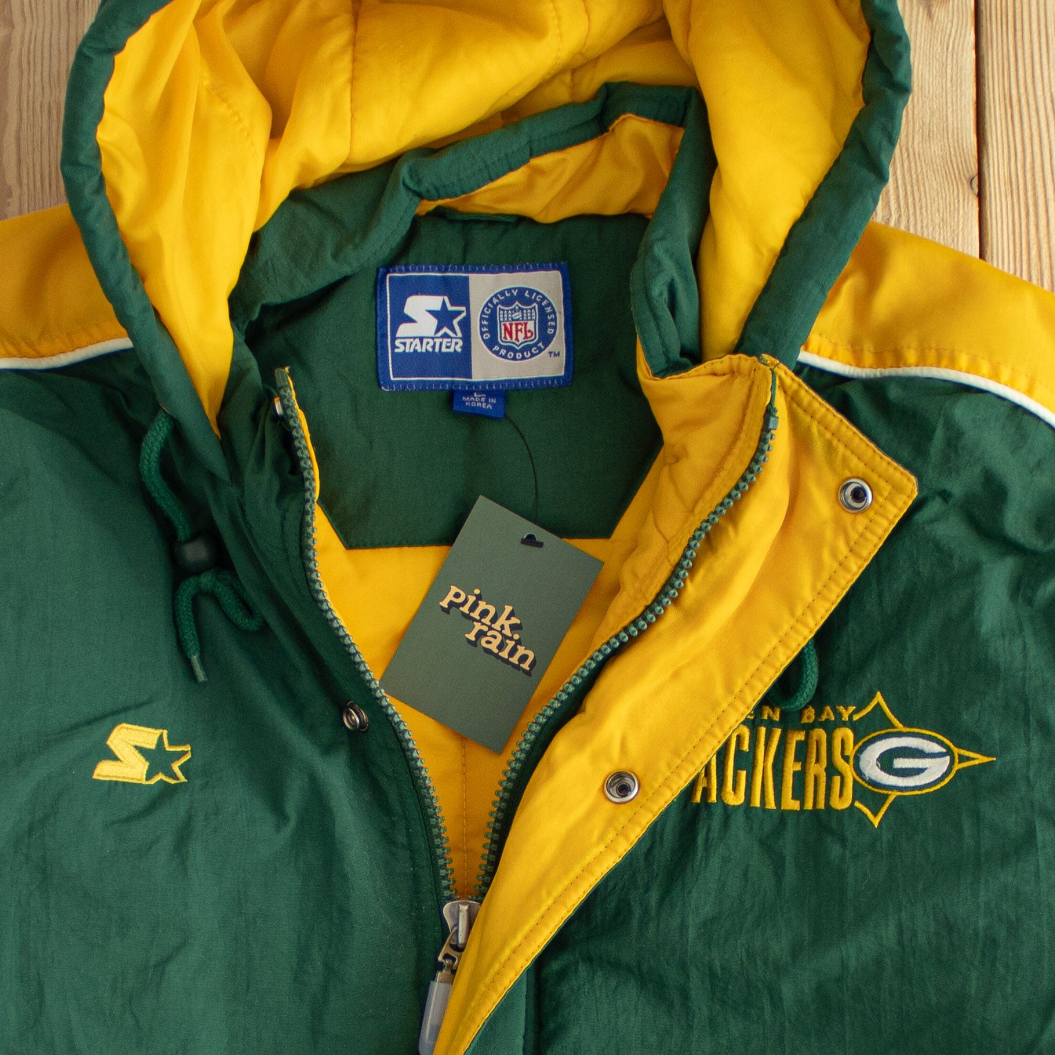 (L/XL) Vintage Starter Green Bay Packers Embroidered Puffer Jacket