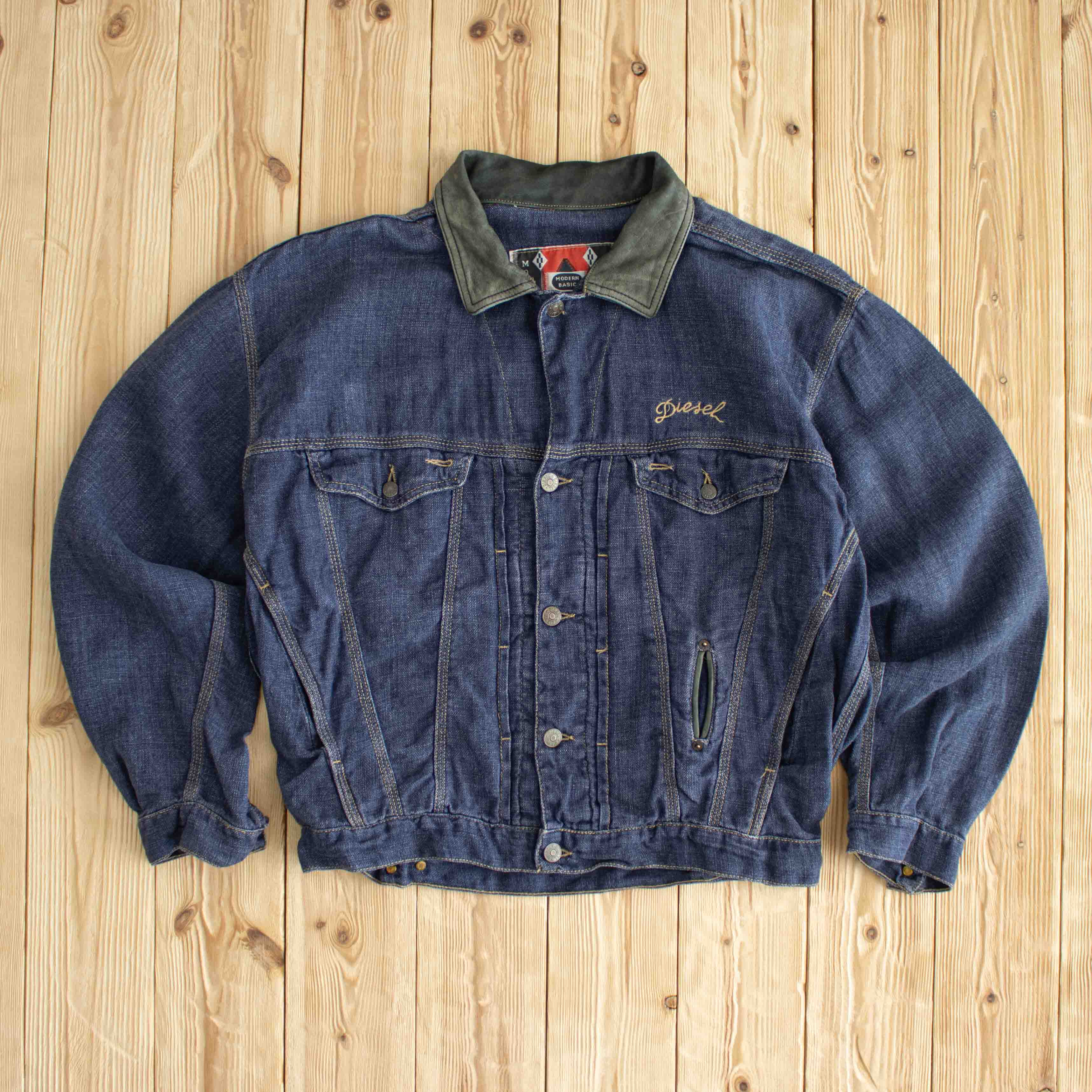 (S/M) 80s' Diesel Embroidered Jeans Jacket