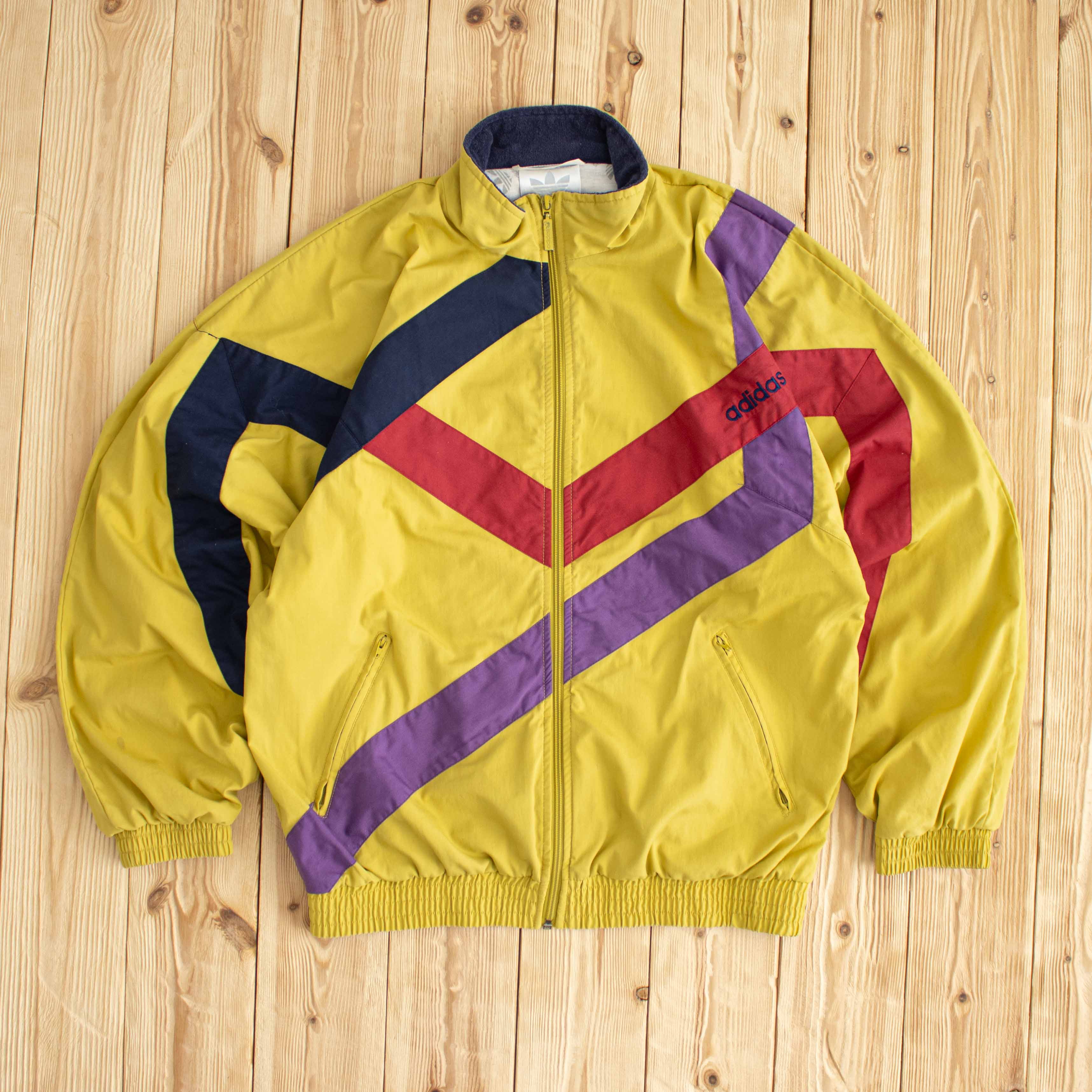 (M/L) Vintage Adidas Embroidered Jacket
