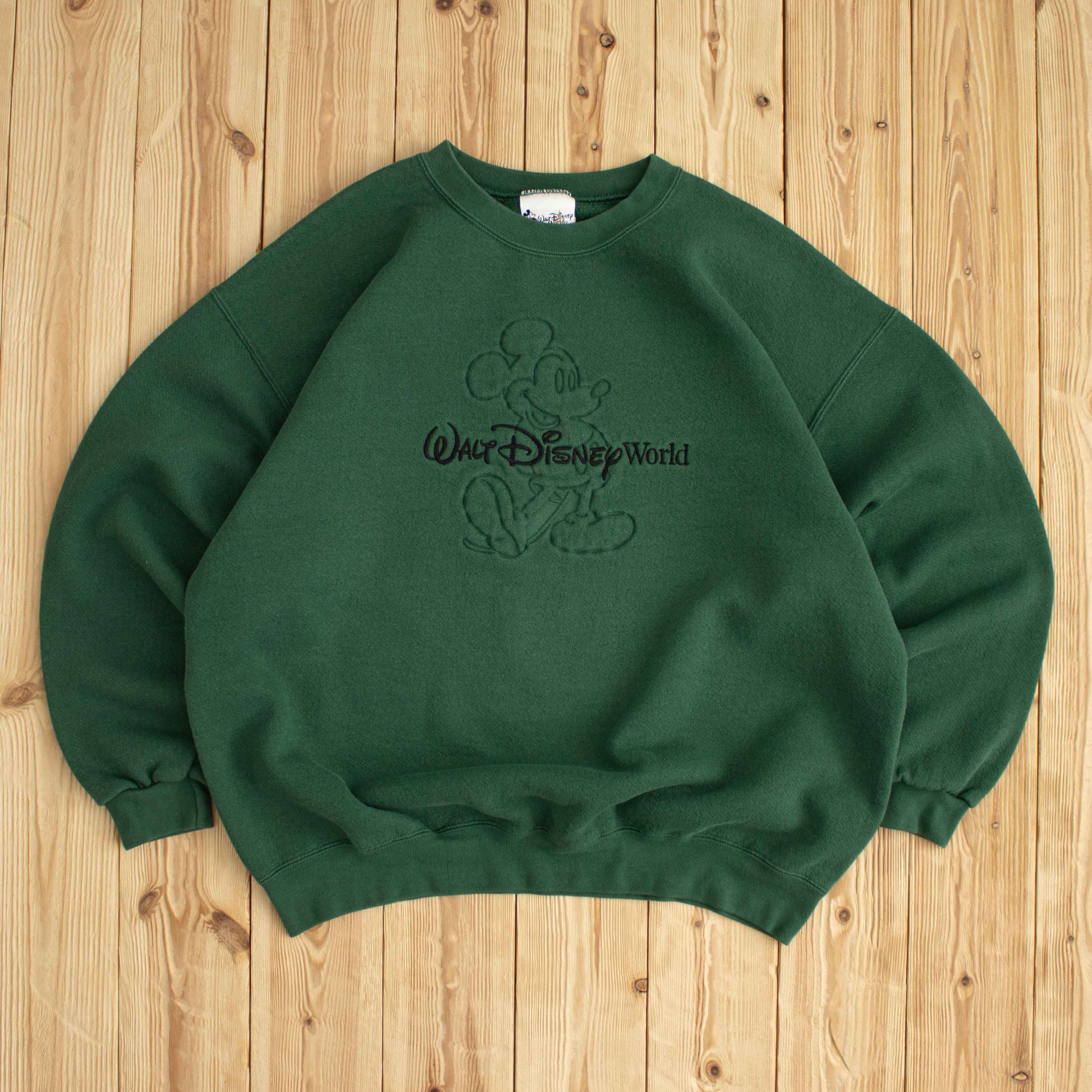 (M/L) Walt Disney World Vintage Embroidered Sweatshirt Green Oversized