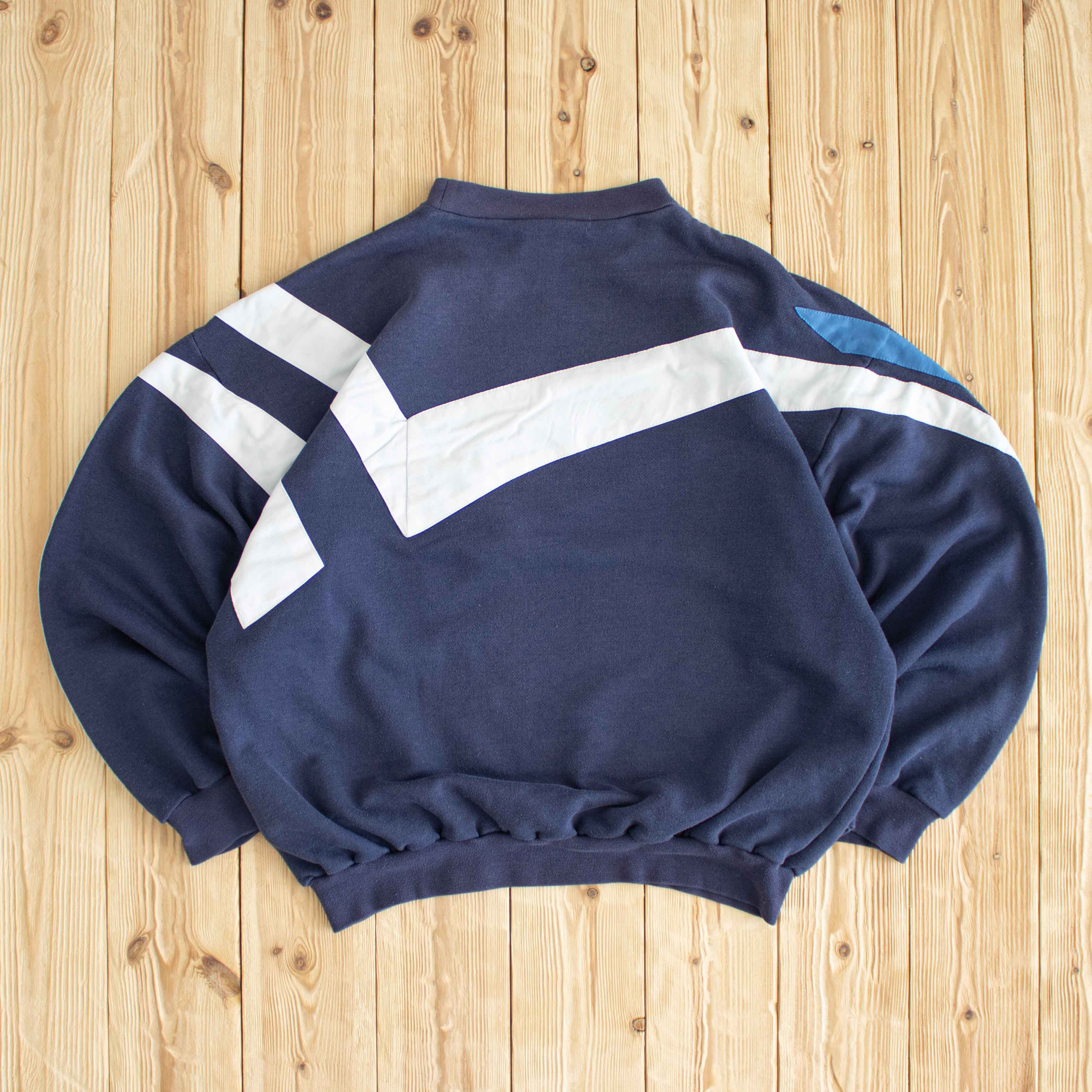 (M) Adidas Vintage Embroidered Wavy Sweatshirt Blue