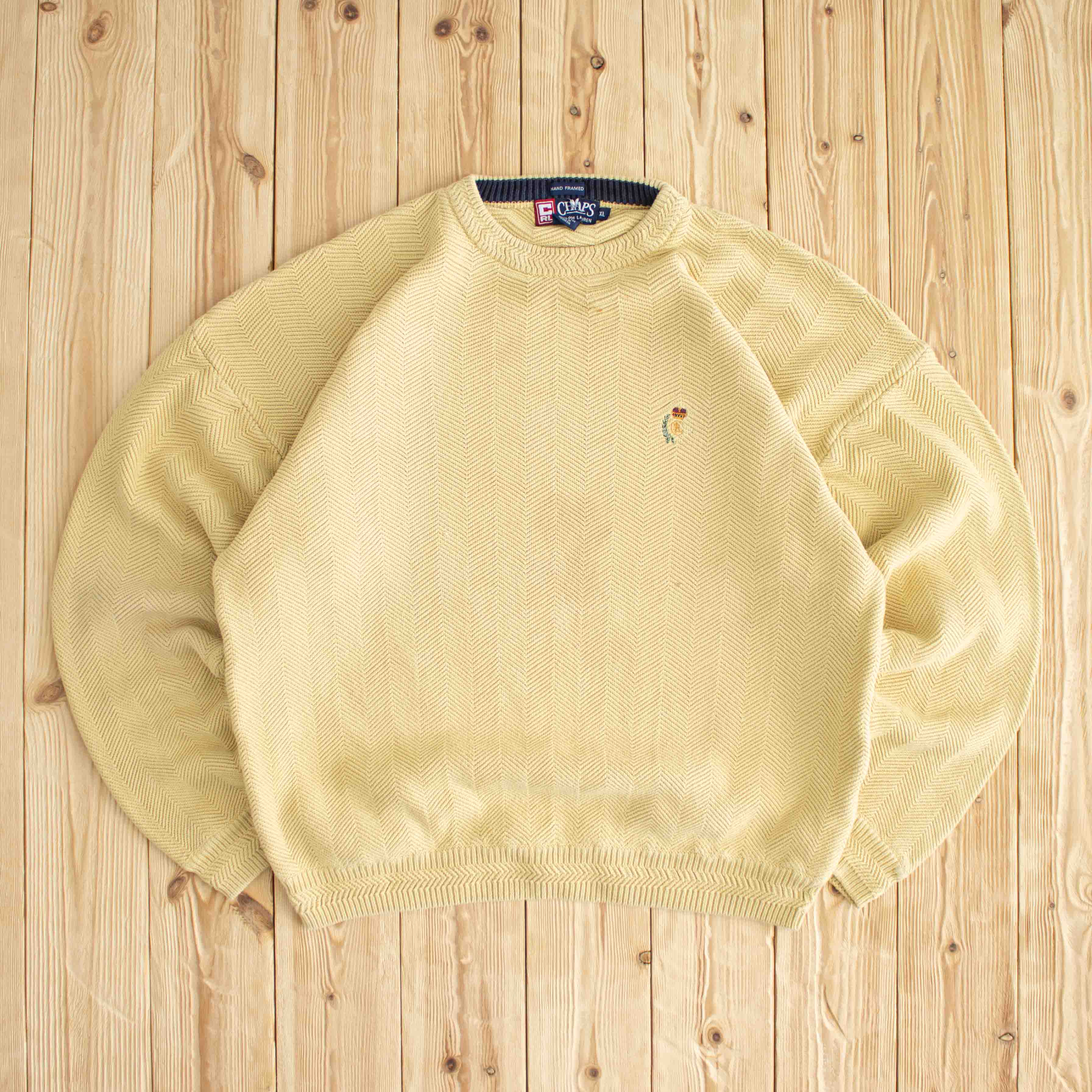 (L) Chaps Ralph Lauren Vintage Embroidered Sweater Yellow