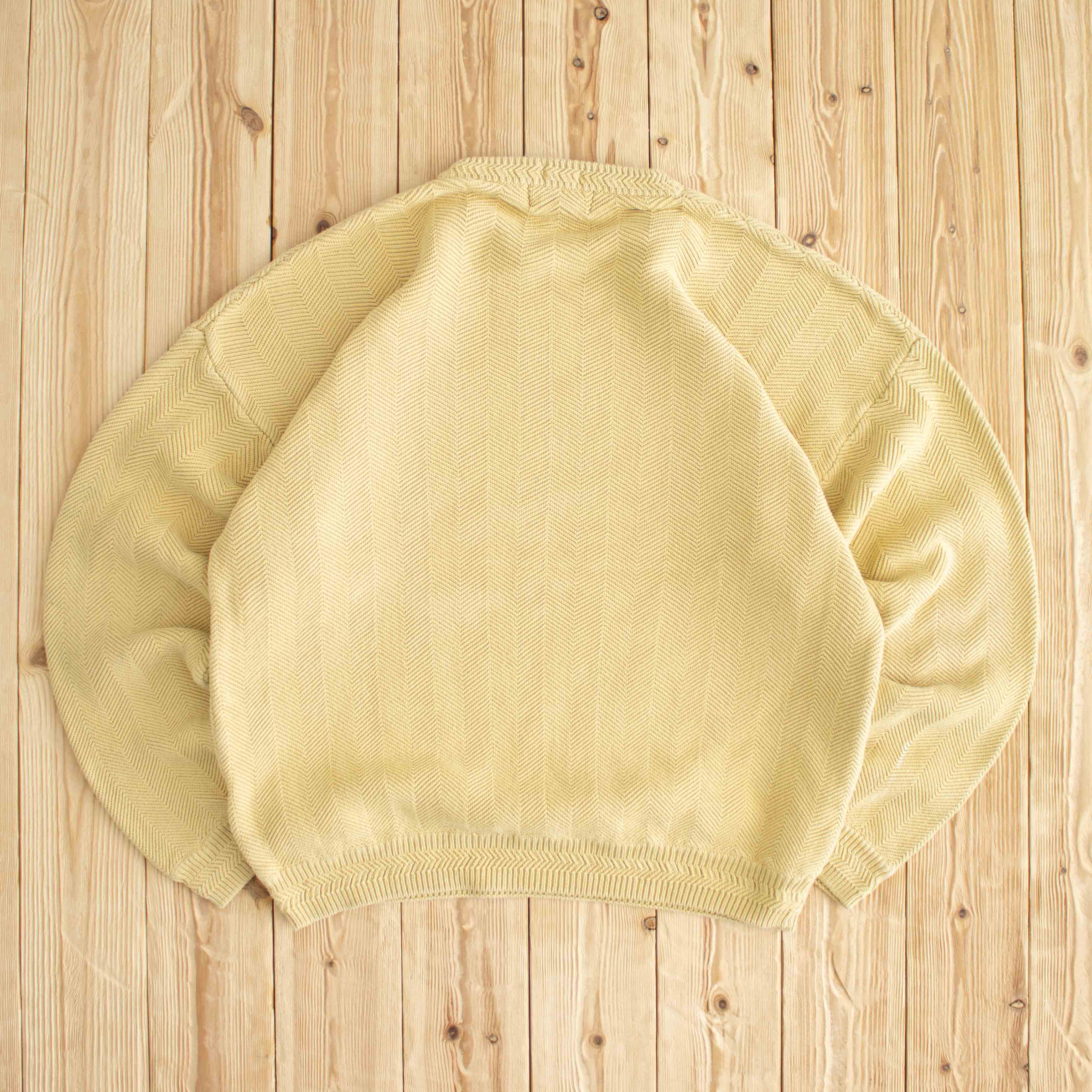 (L) Chaps Ralph Lauren Vintage Embroidered Sweater Yellow