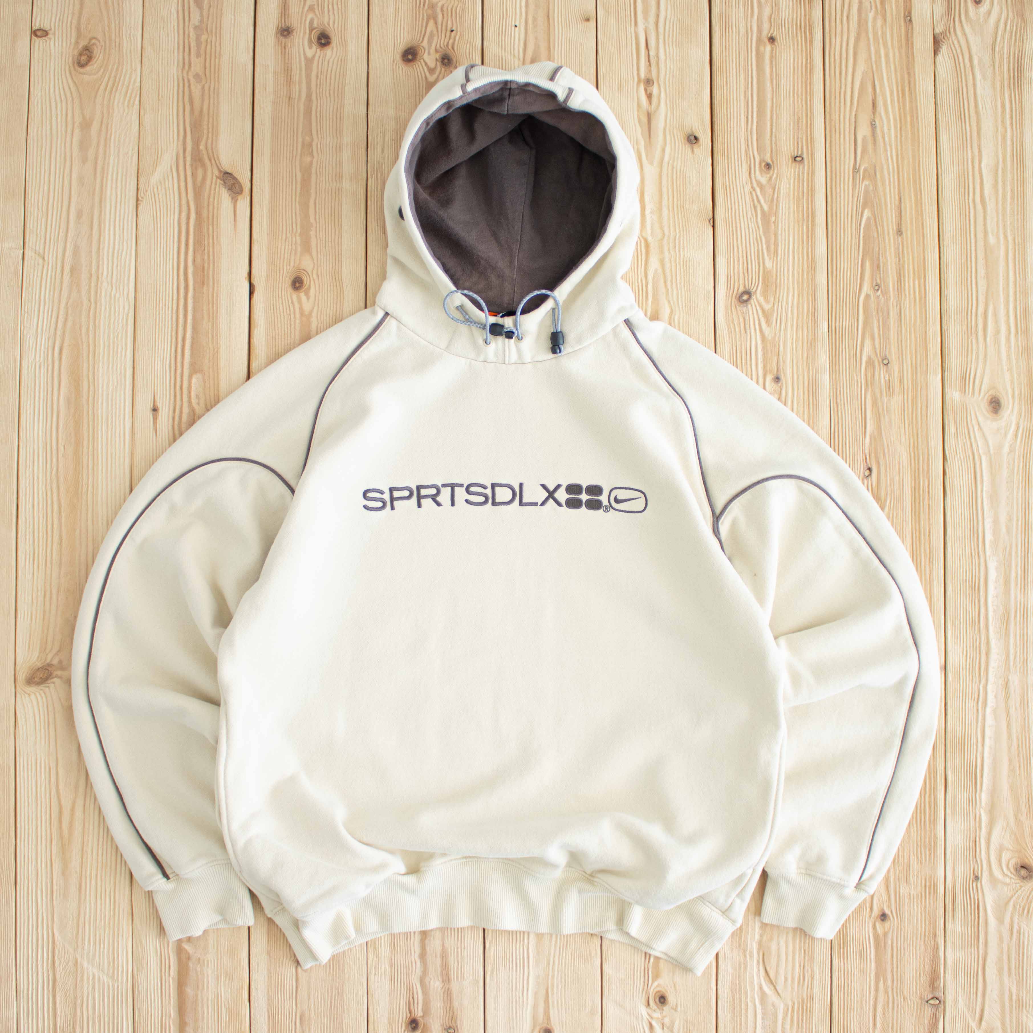 (M) Nike Vintage SPRTSDLX Embroidered Hoodie Beige