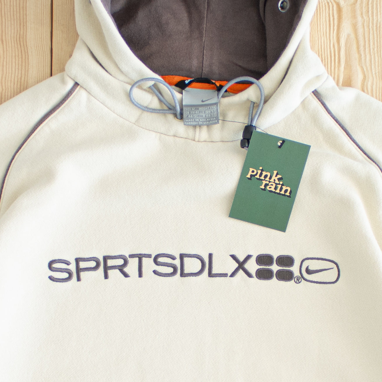 (M) Nike Vintage SPRTSDLX Embroidered Hoodie Beige
