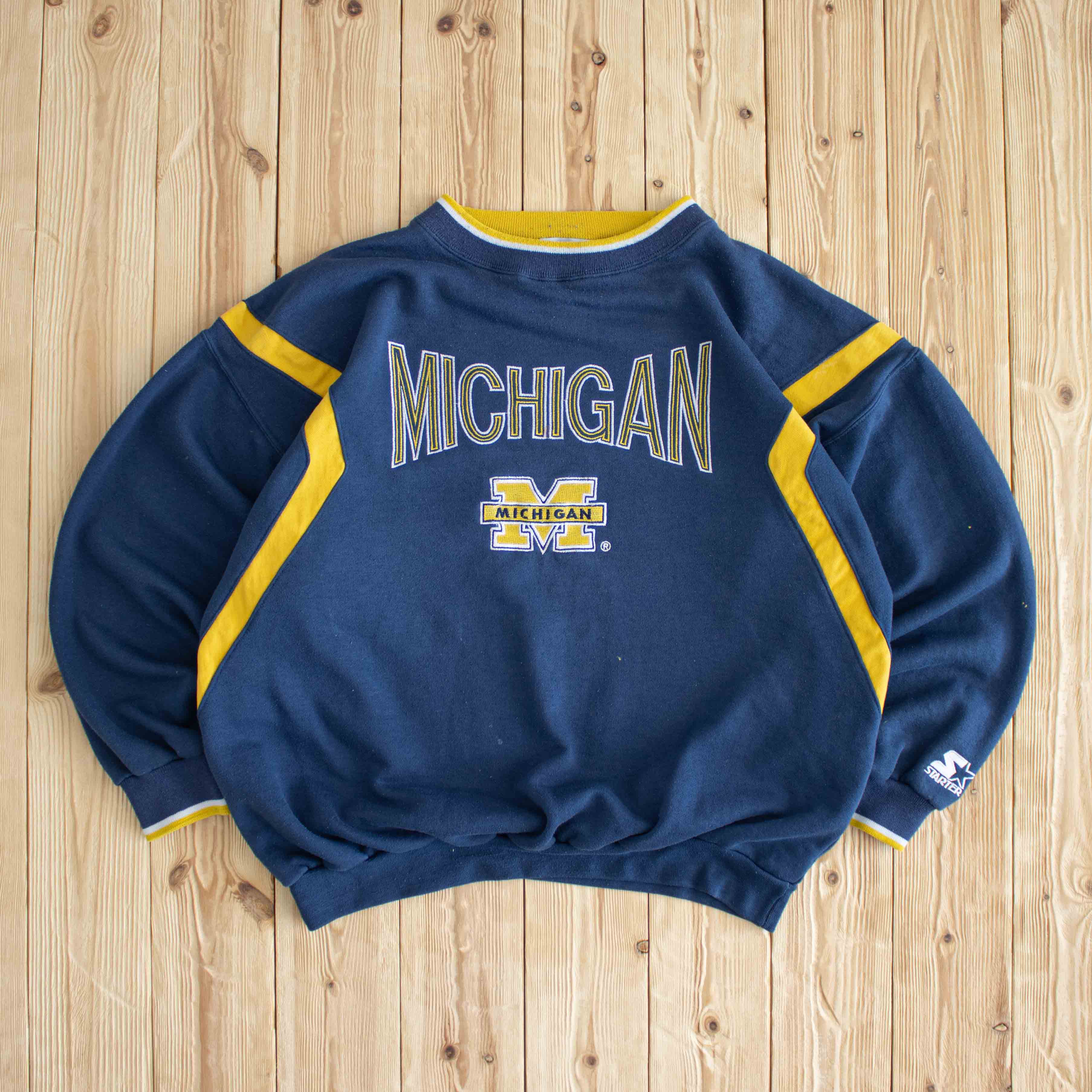 (M/L) Starter Vintage Michigan Wolverines Embroidered Sweatshirt Blue