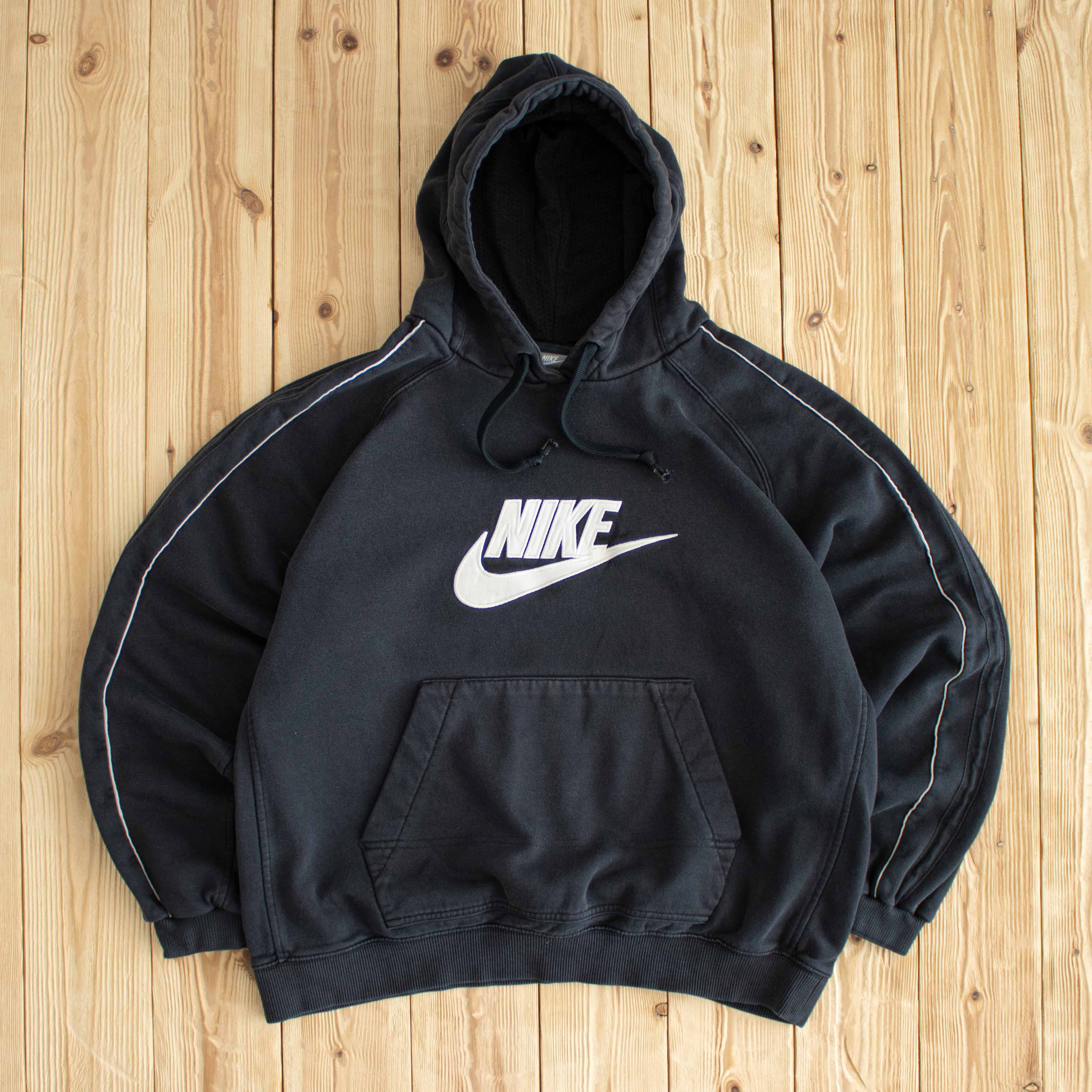 (M) Nike Vintage Spell Out Embroidered Hoodie Black