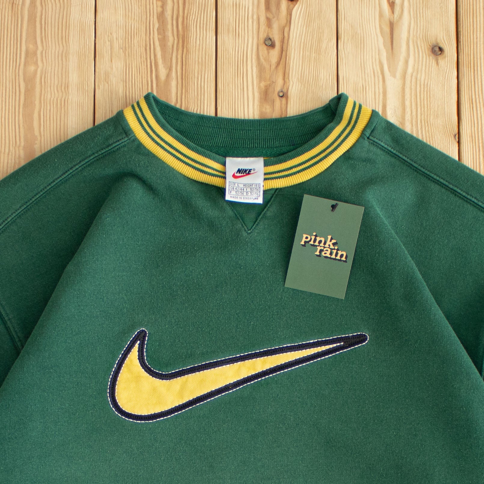 (M) Nike Vintage Swoosh Embroidered Sweatshirt Green