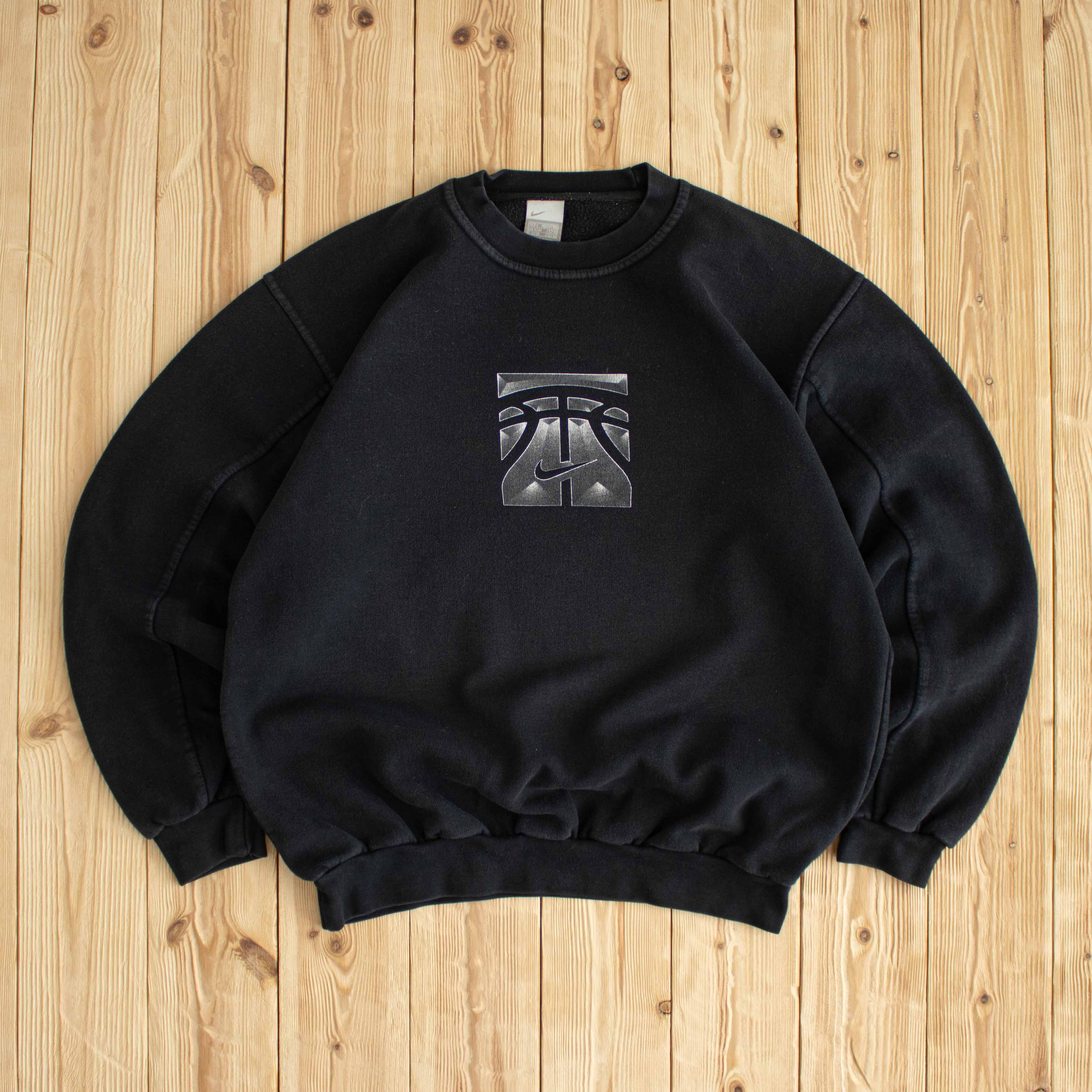 (M) Nike Vintage Basketball Sweatshirt Black