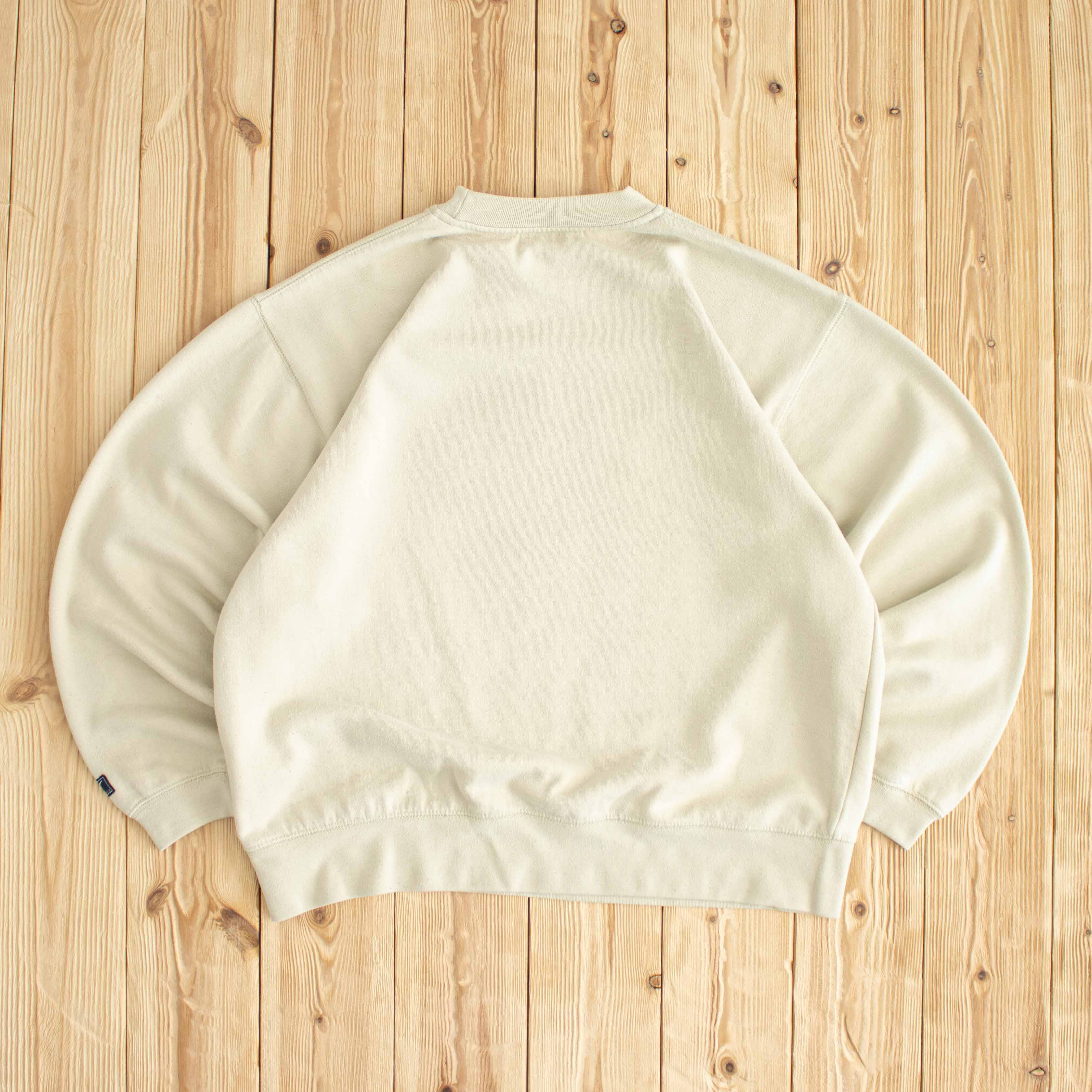 (S/M) Reebok Vintage Essentials Embroidered Sweatshirt Beige