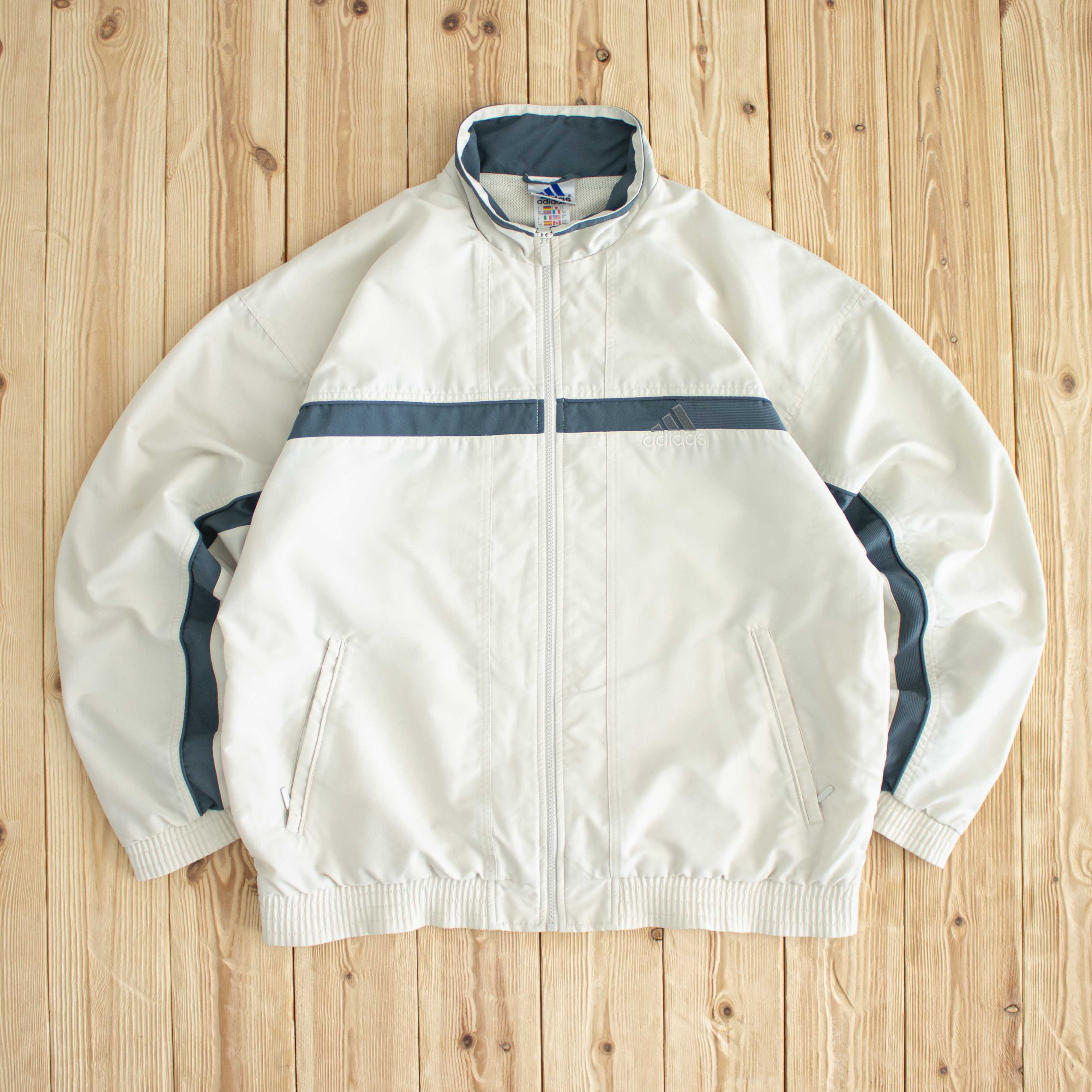 (L) Adidas Vintage Embroidered Jacket Beige