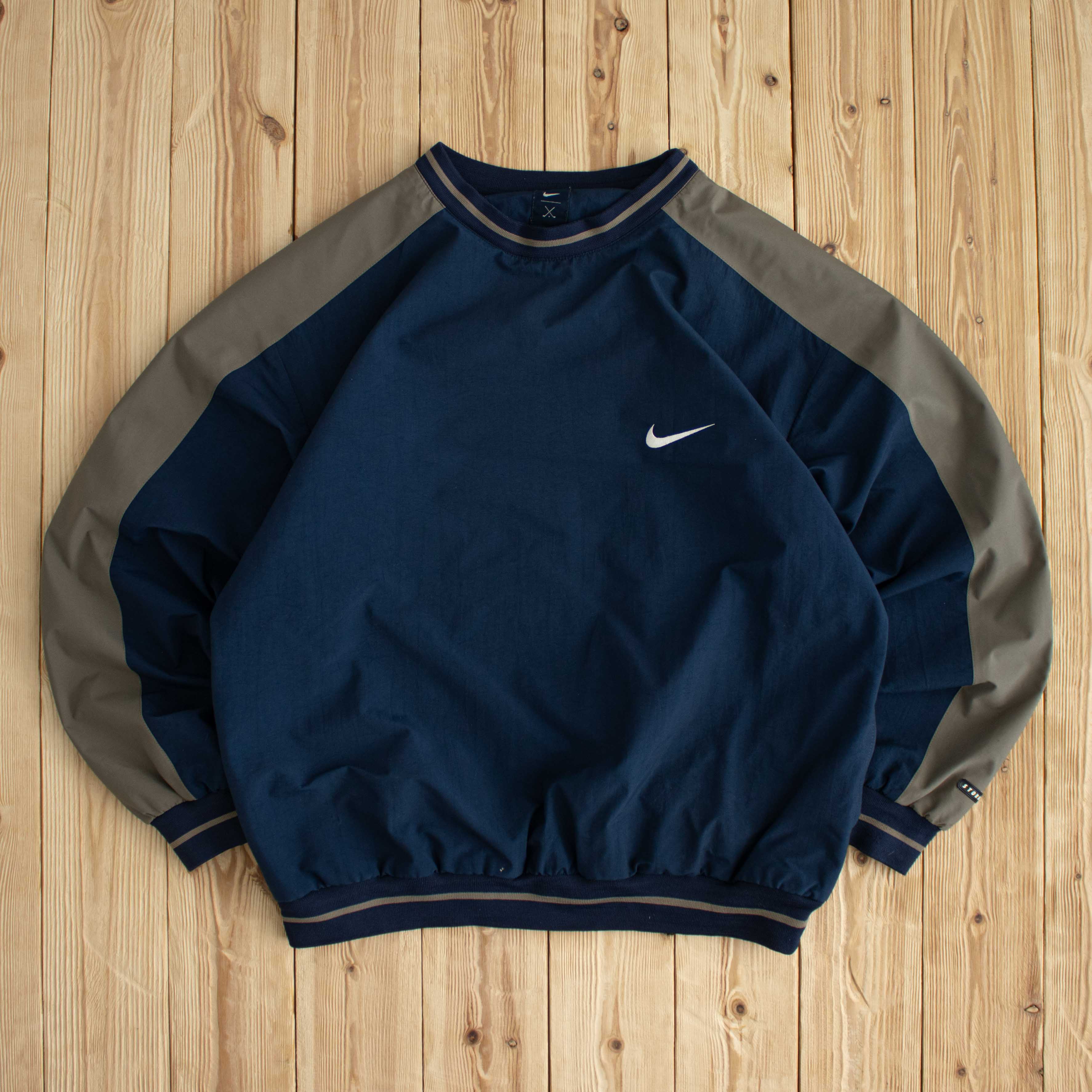 (L) Nike Golf Vintage Embroidered Windbreaker Sweatshirt Blue