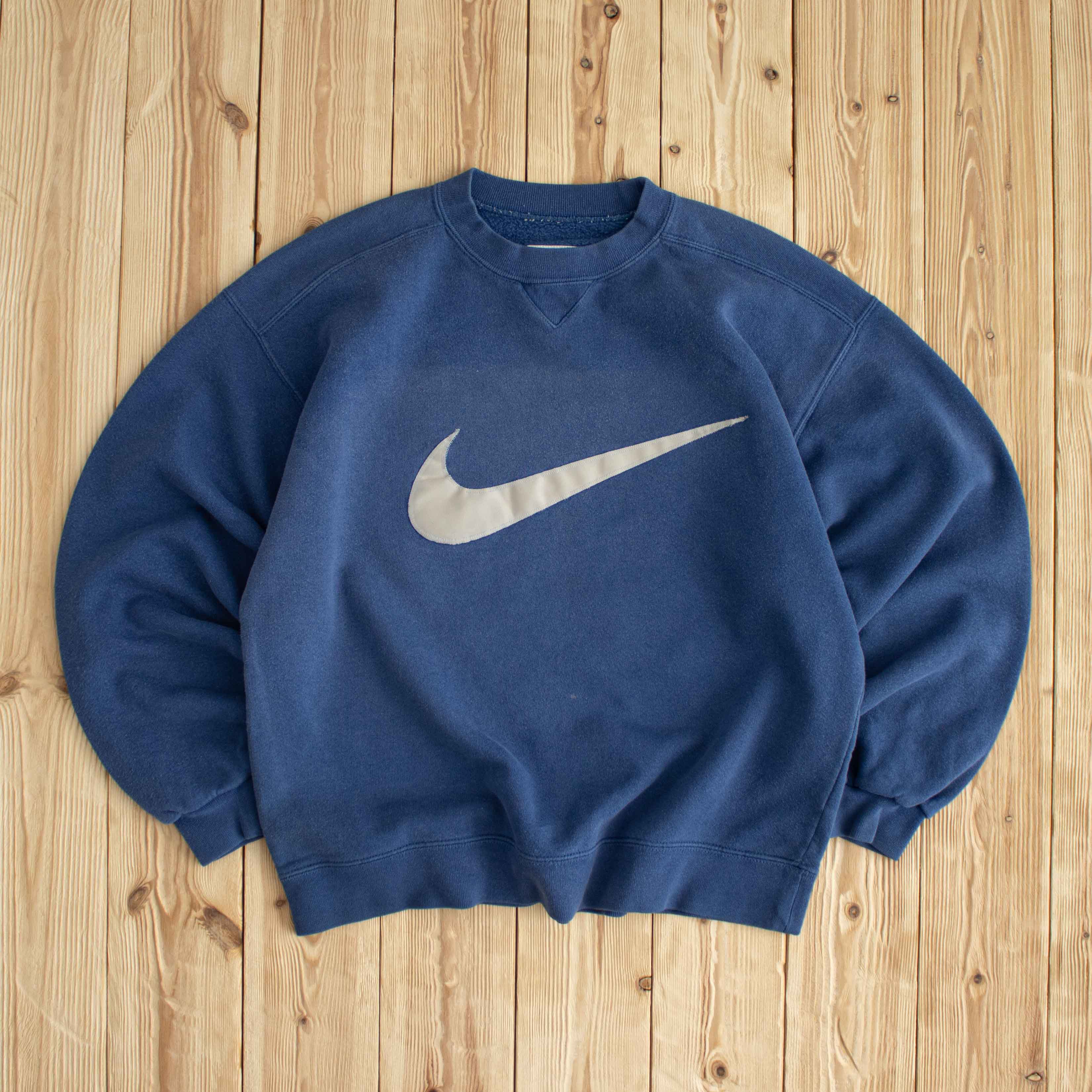(S) Nike Swoosh Vintage Embroidered Sweatshirt Blue