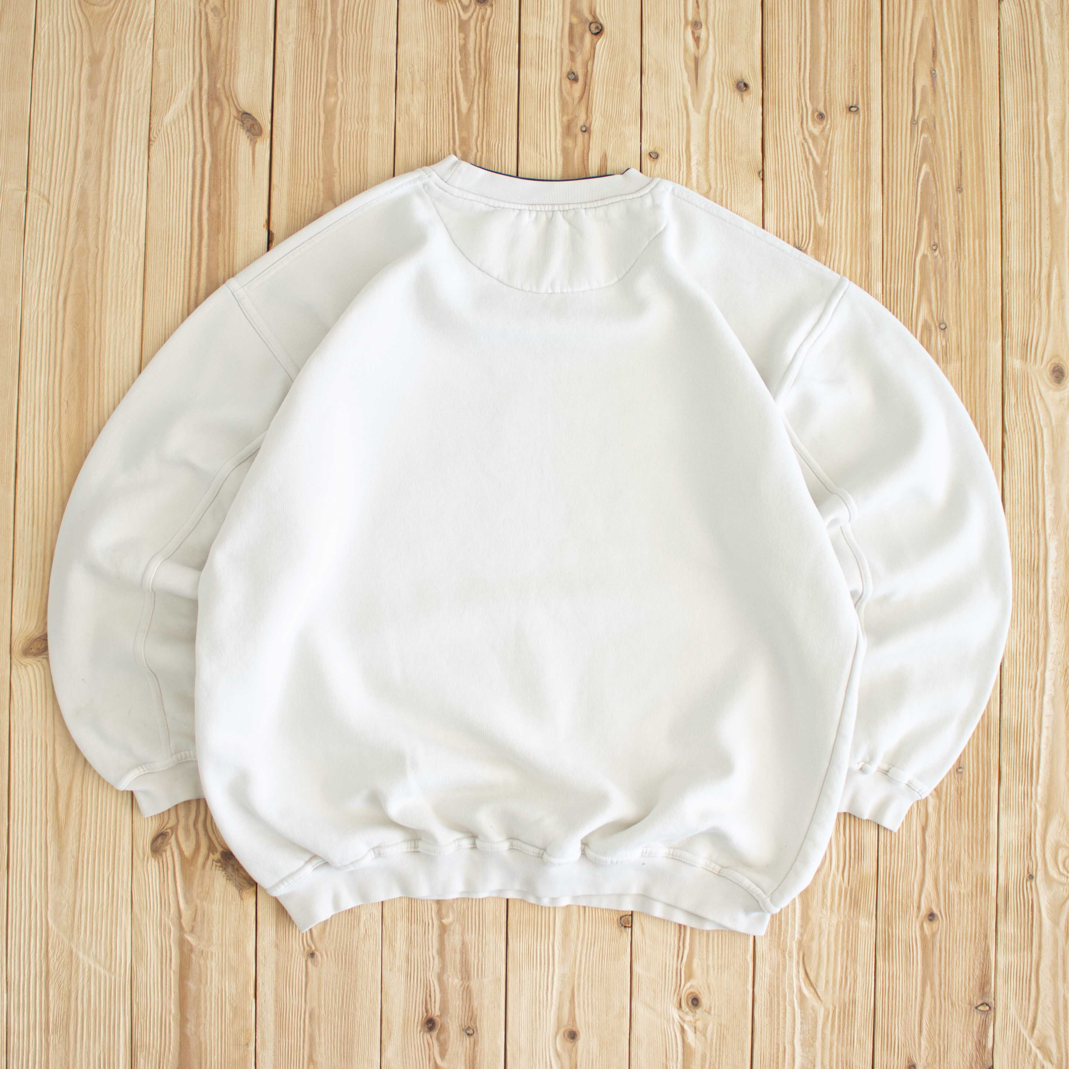 (L) Nike Spell Out Vintage Embroidered Sweatshirt White