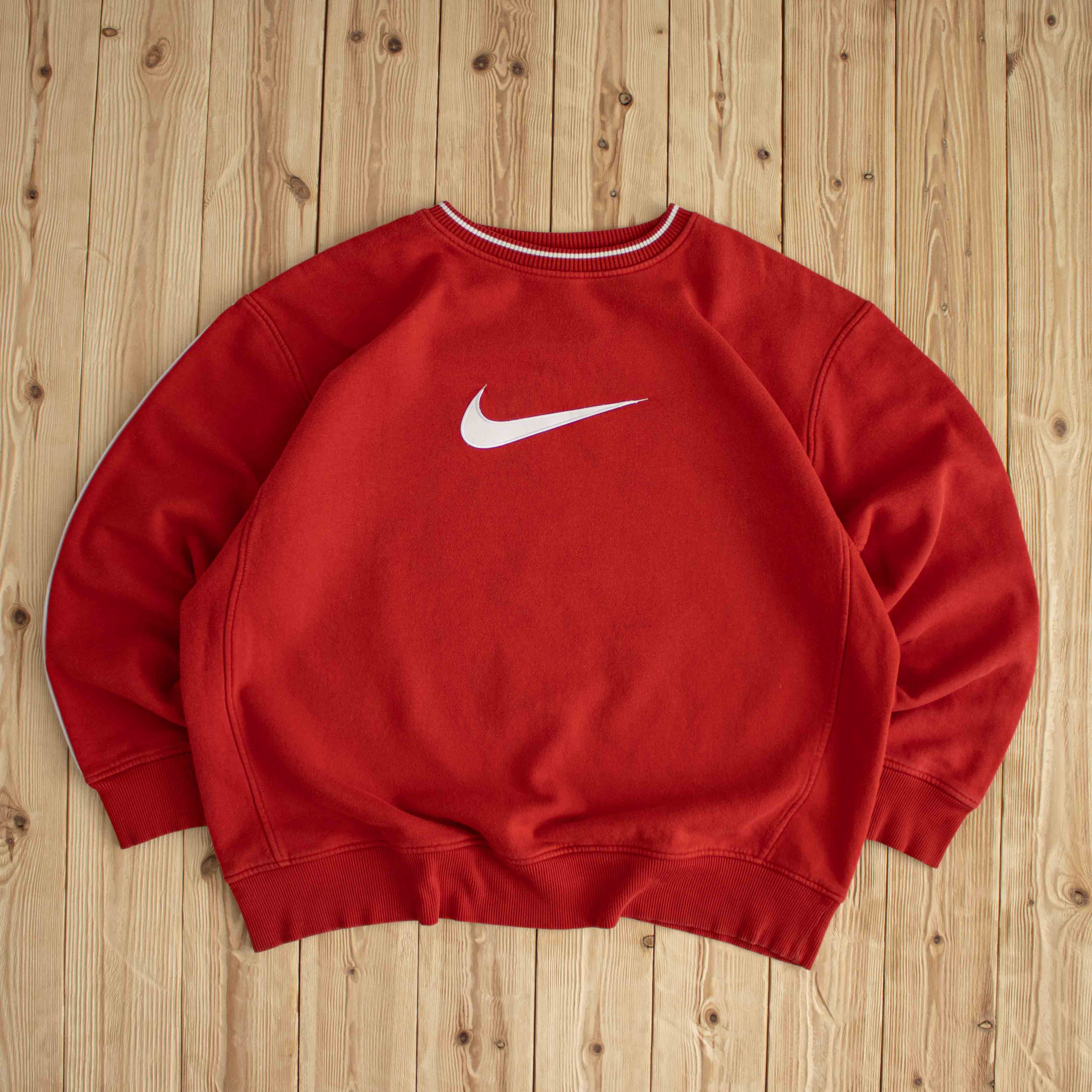 (XL) Nike Swoosh Vintage Embroidered Sweatshirt Red