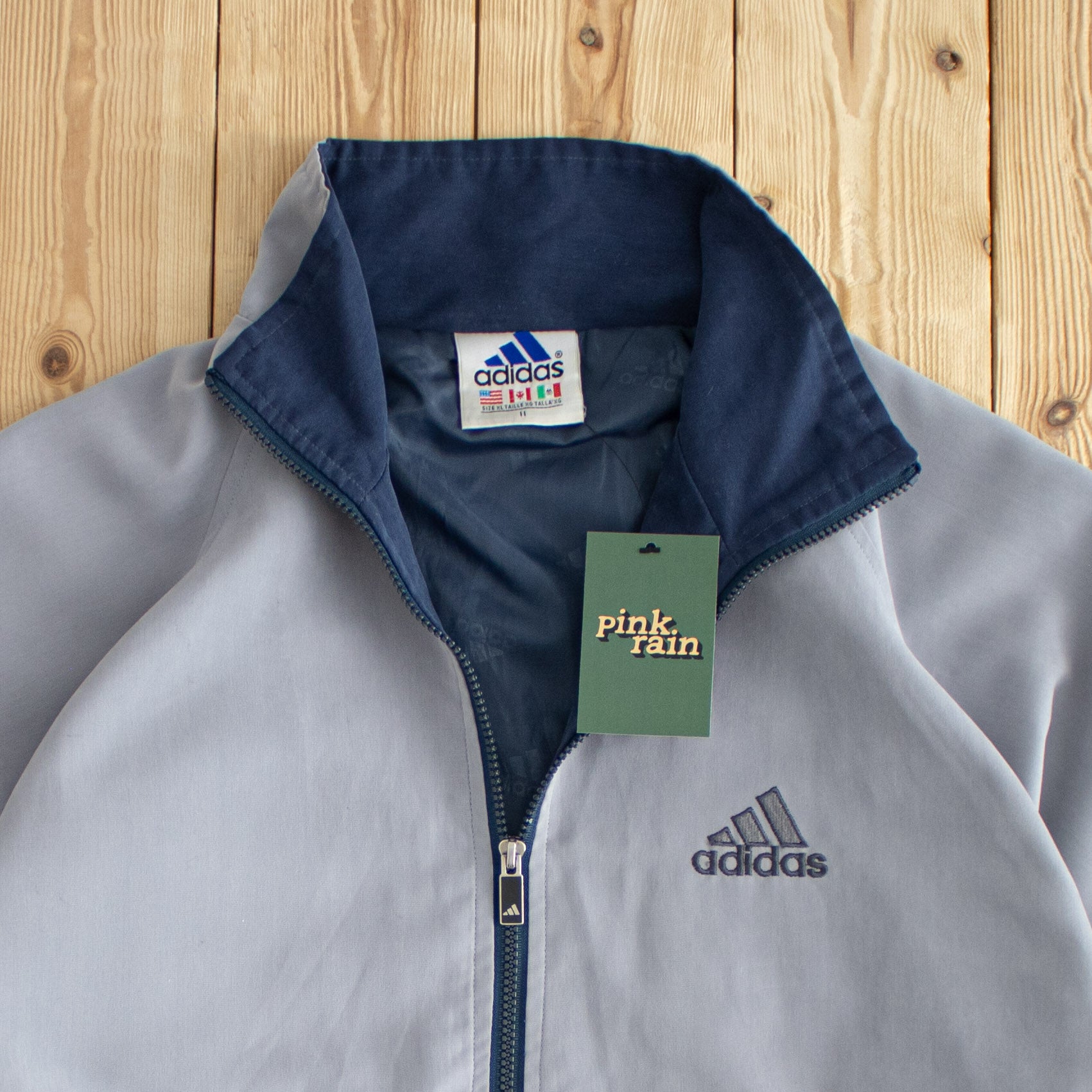 (L) Adidas Vintage Embroidered Jacket Gray