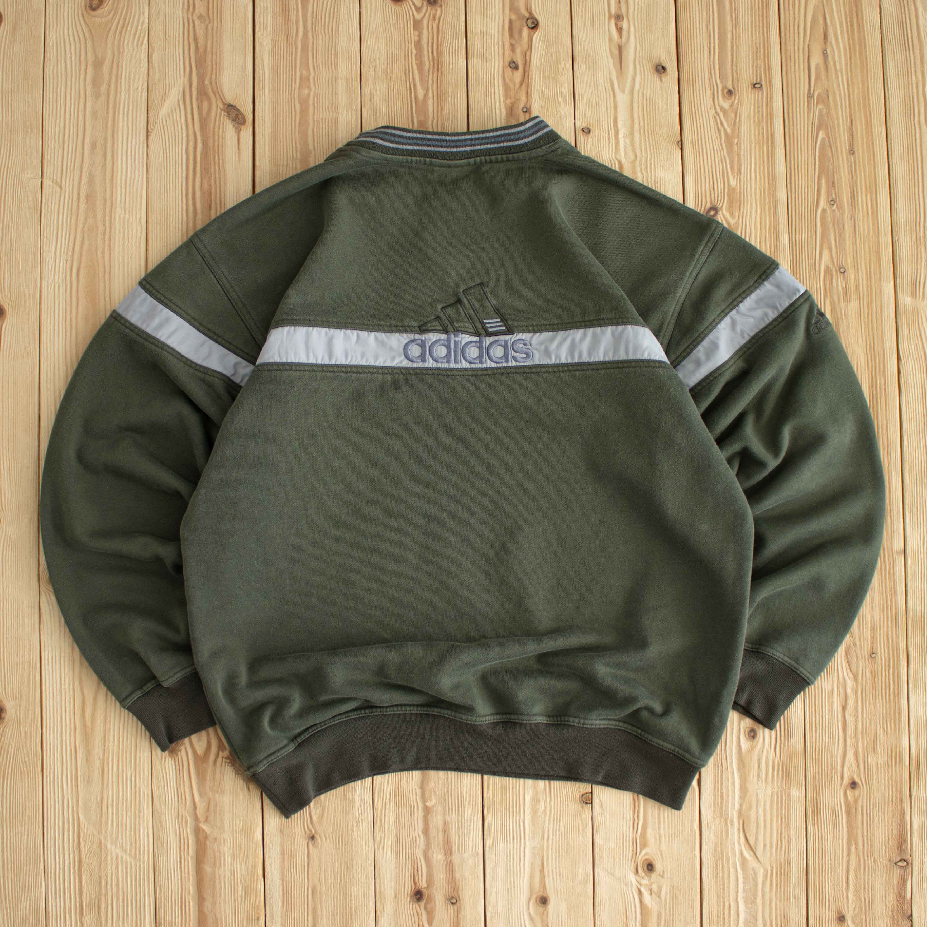 (L/XL) Adidas Vintage Logo Embroidered Sweatshirt Green