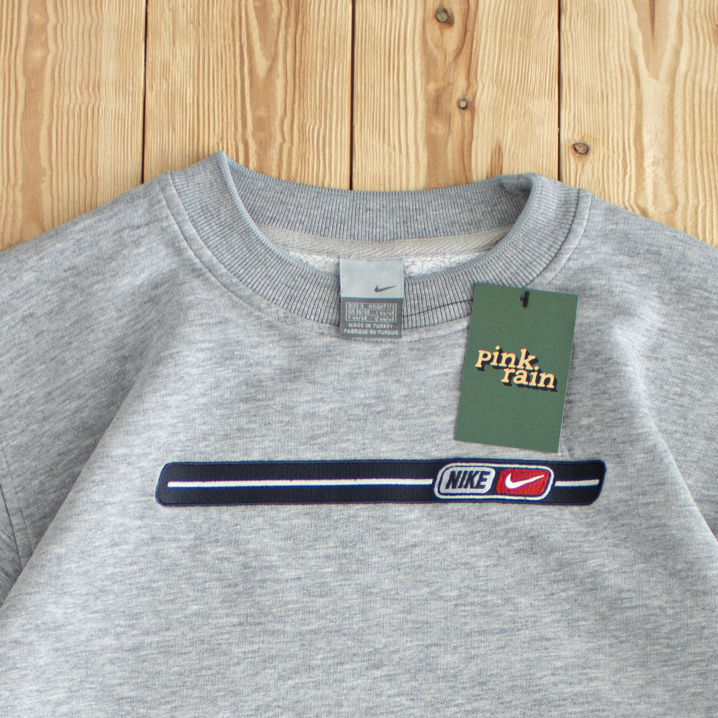 (S/M) Nike Swoosh Vintage Embroidered Sweatshirt Gray