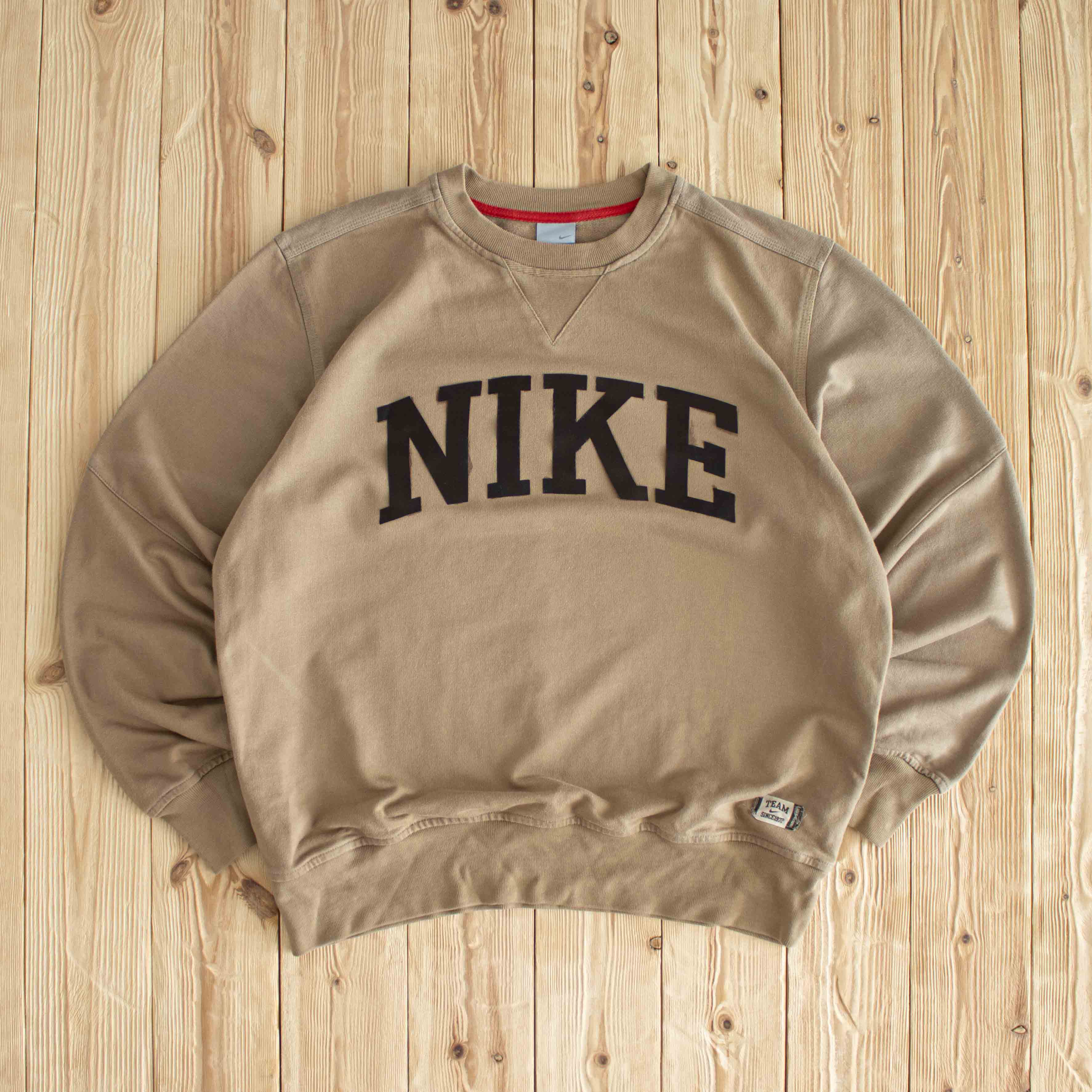 (L) Nike Vintage Spell Out Sweatshirt Beige