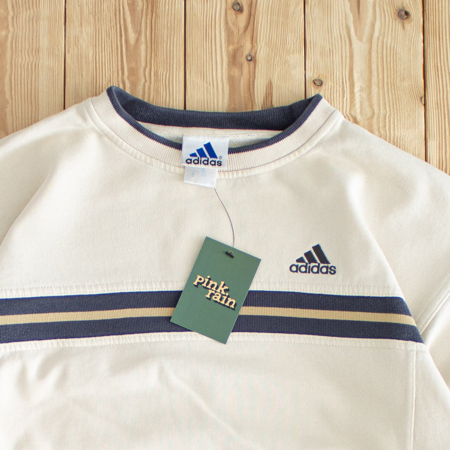 (M/L) Adidas Vintage Essential Embroidered Sweatshirt Beige