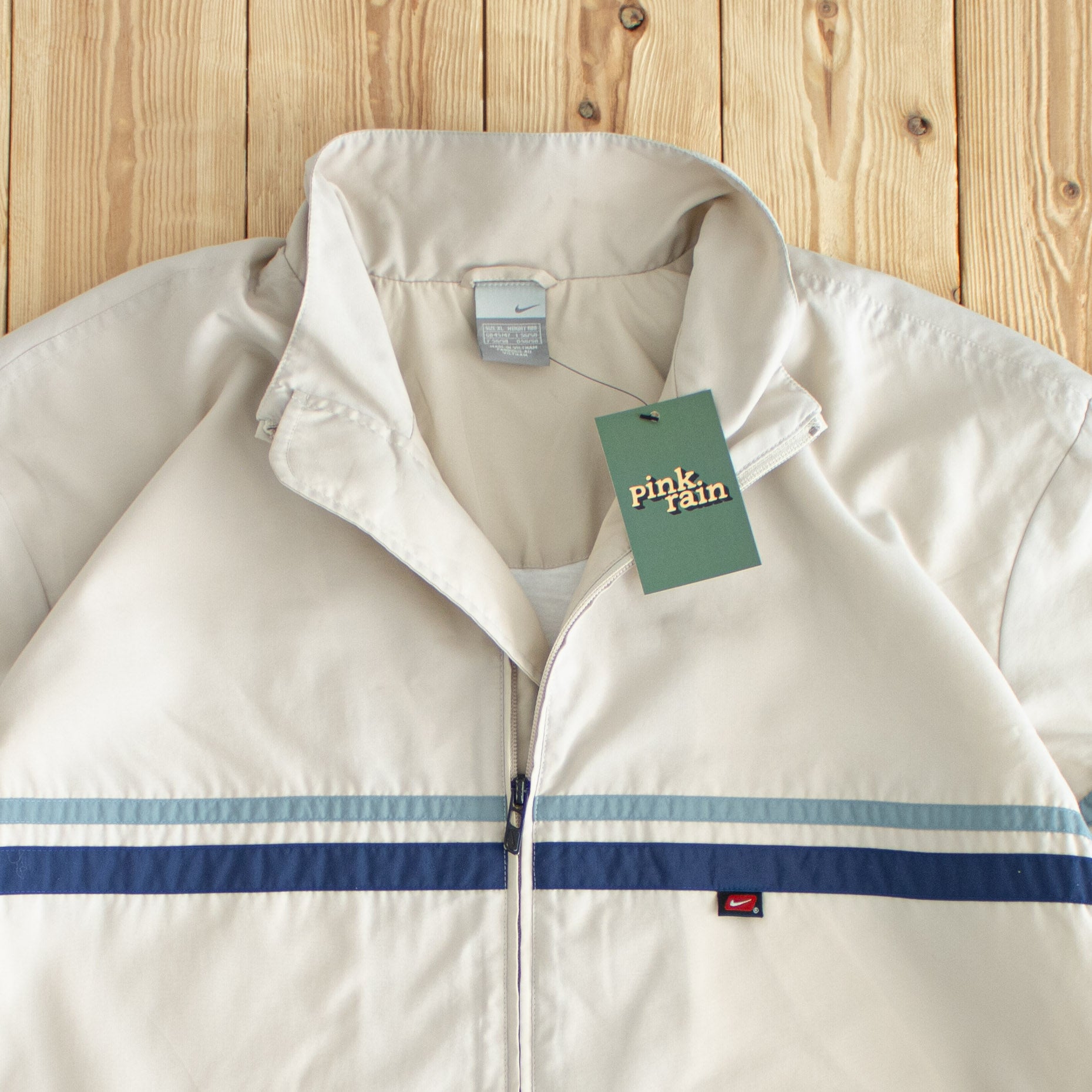 (L/XL) Nike Vintage Embroidered Jacket Beige
