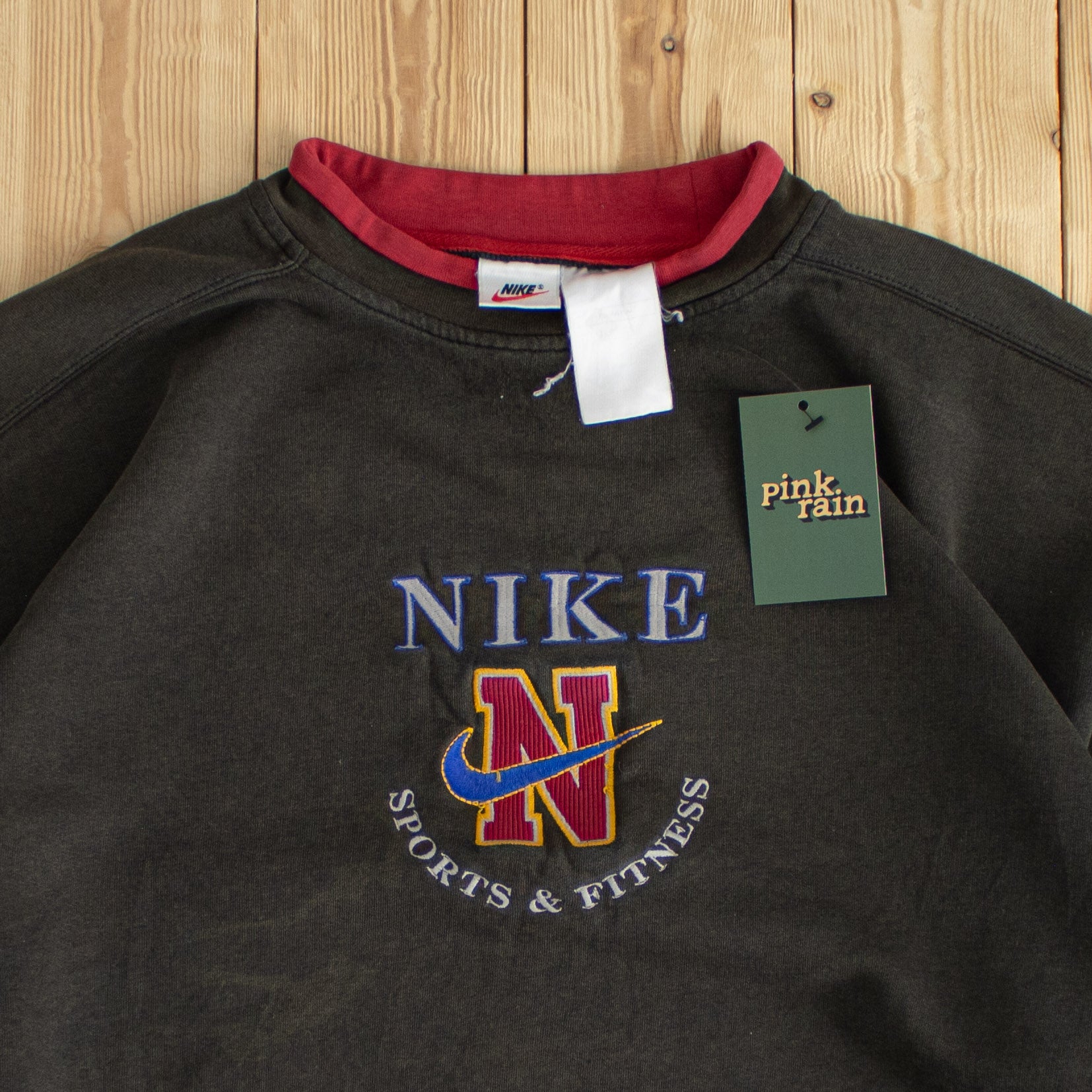 (L) Nike Sports & Fitness Vintage Embroidered Sweatshirt Black