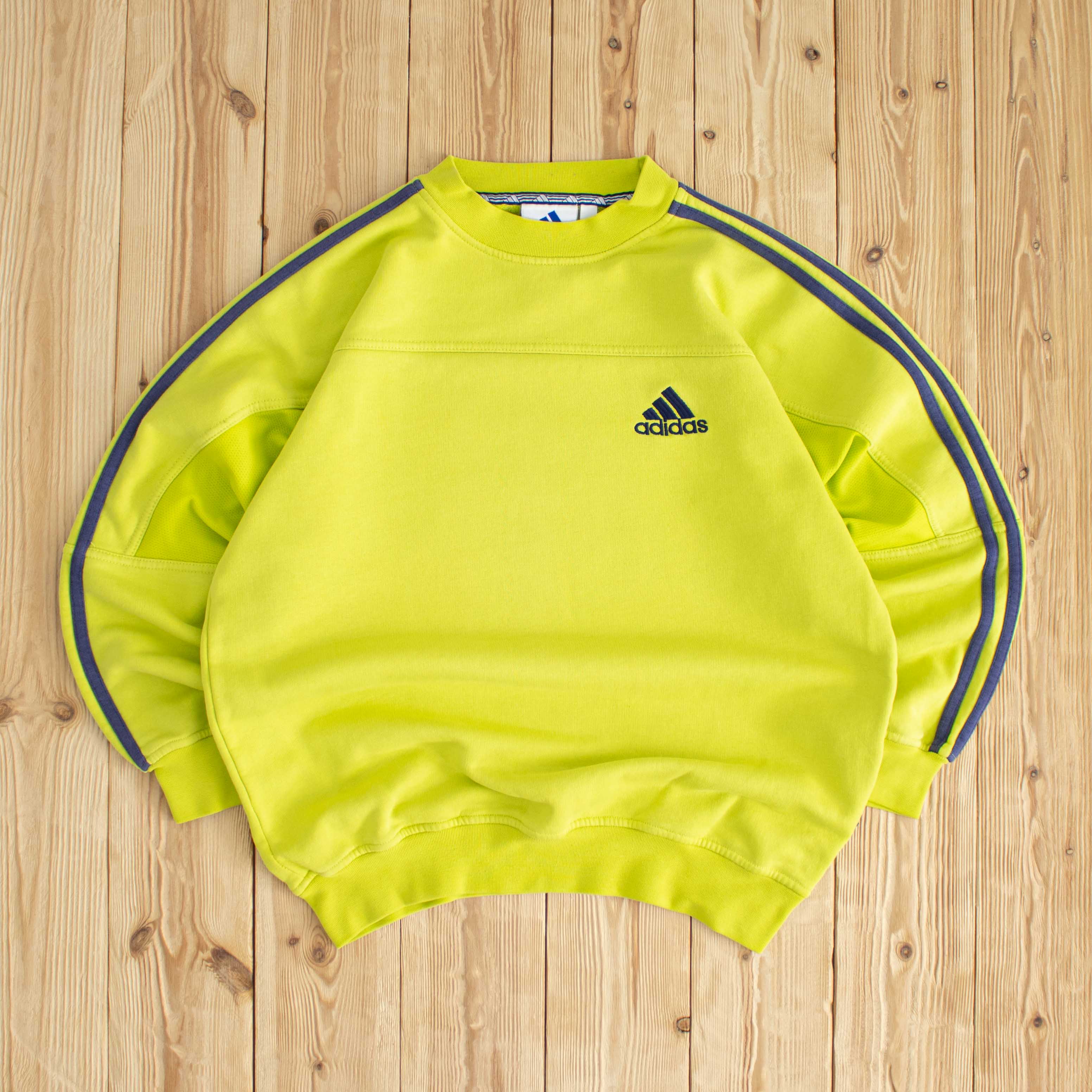 (S) Adidas Vintage Essential Embroidered Sweatshirt Yellow