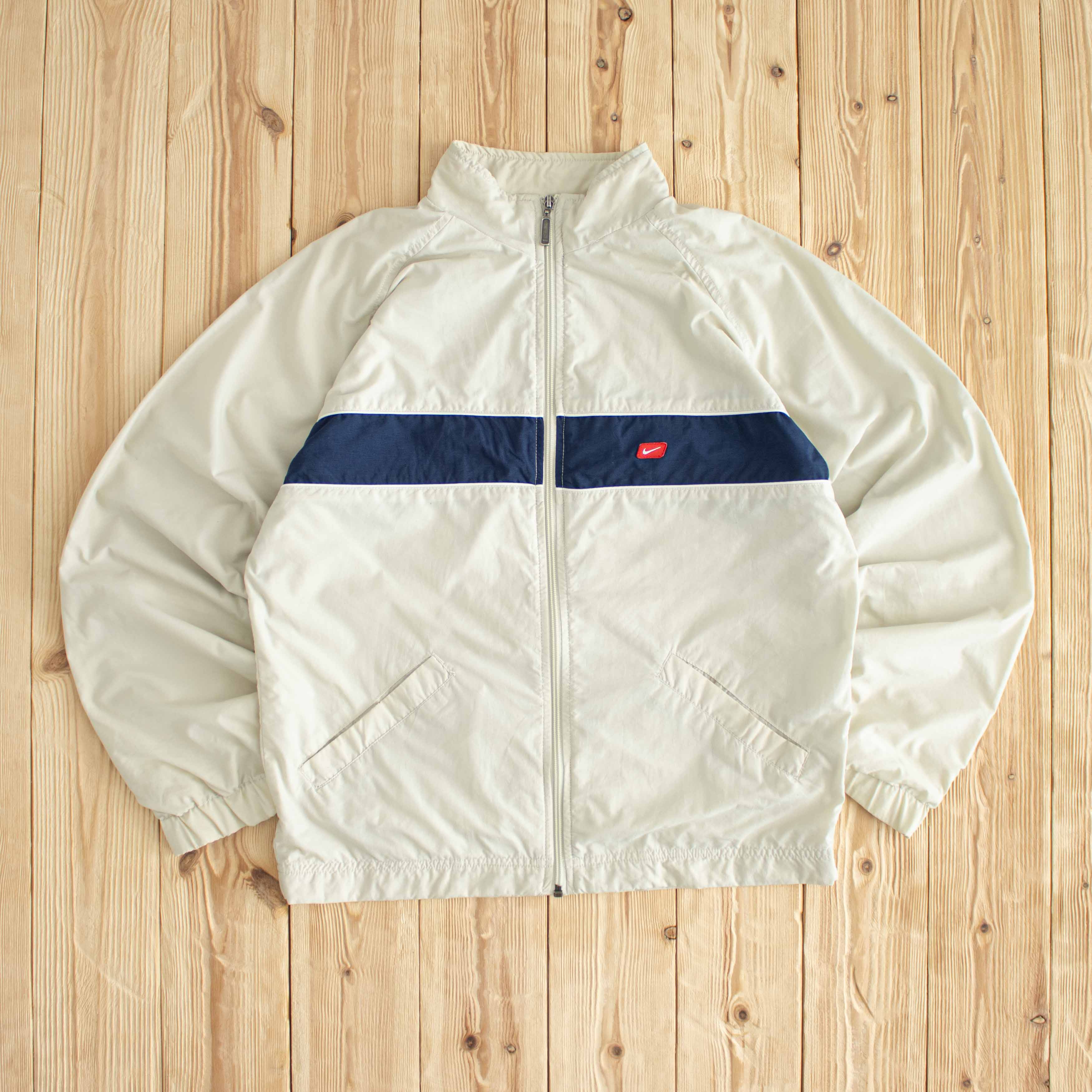 (S) Nike Swoosh Vintage Embroidered Jacket Beieg