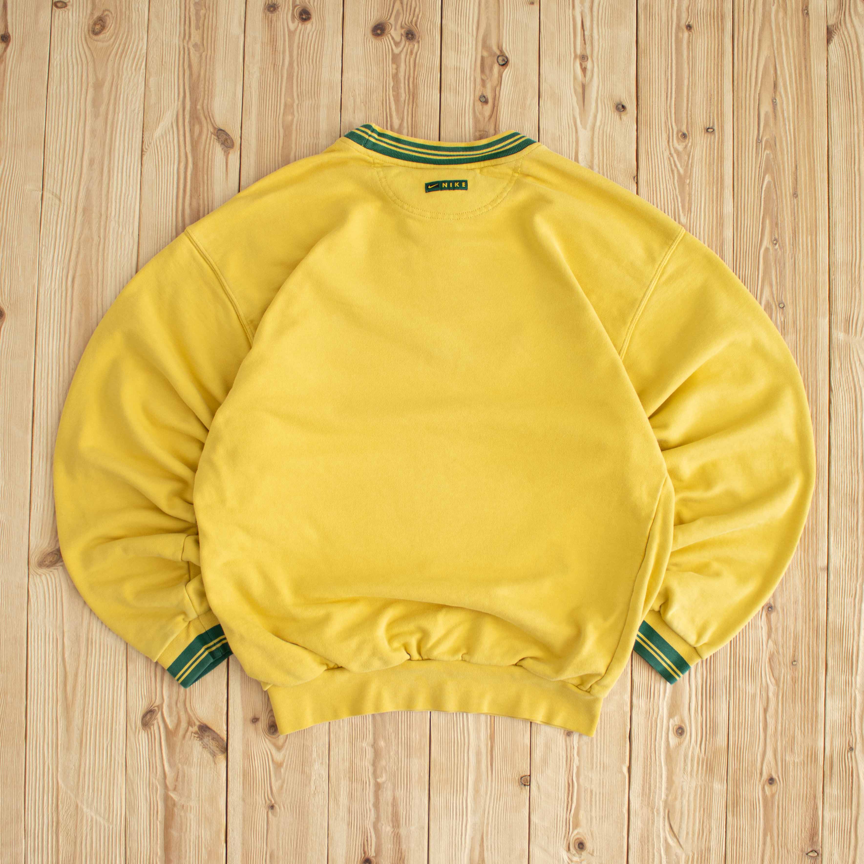 (M) Nike Swoosh Vintage Embroidered Sweatshirt Yellow