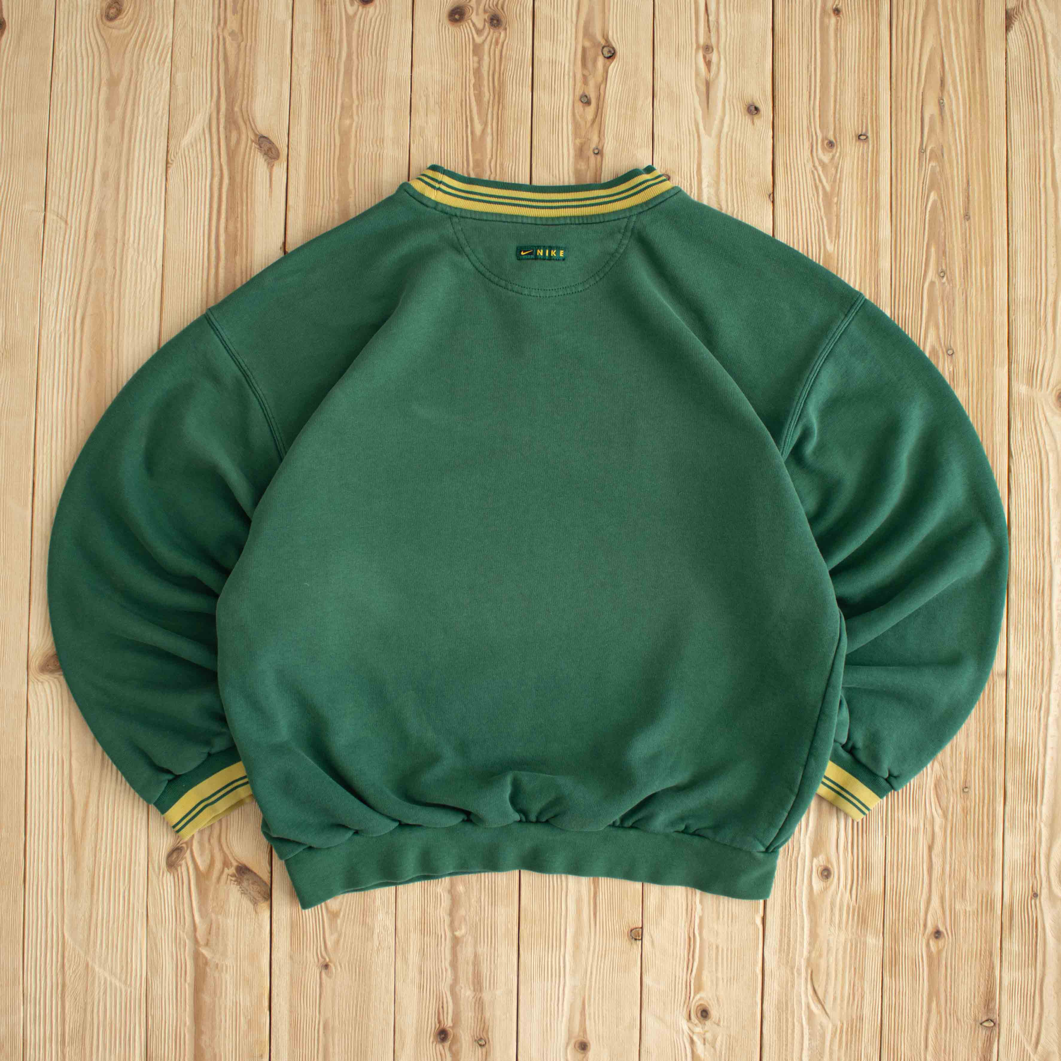 (M/L) Nike Swoosh Vintage Embroidered Sweatshirt Green