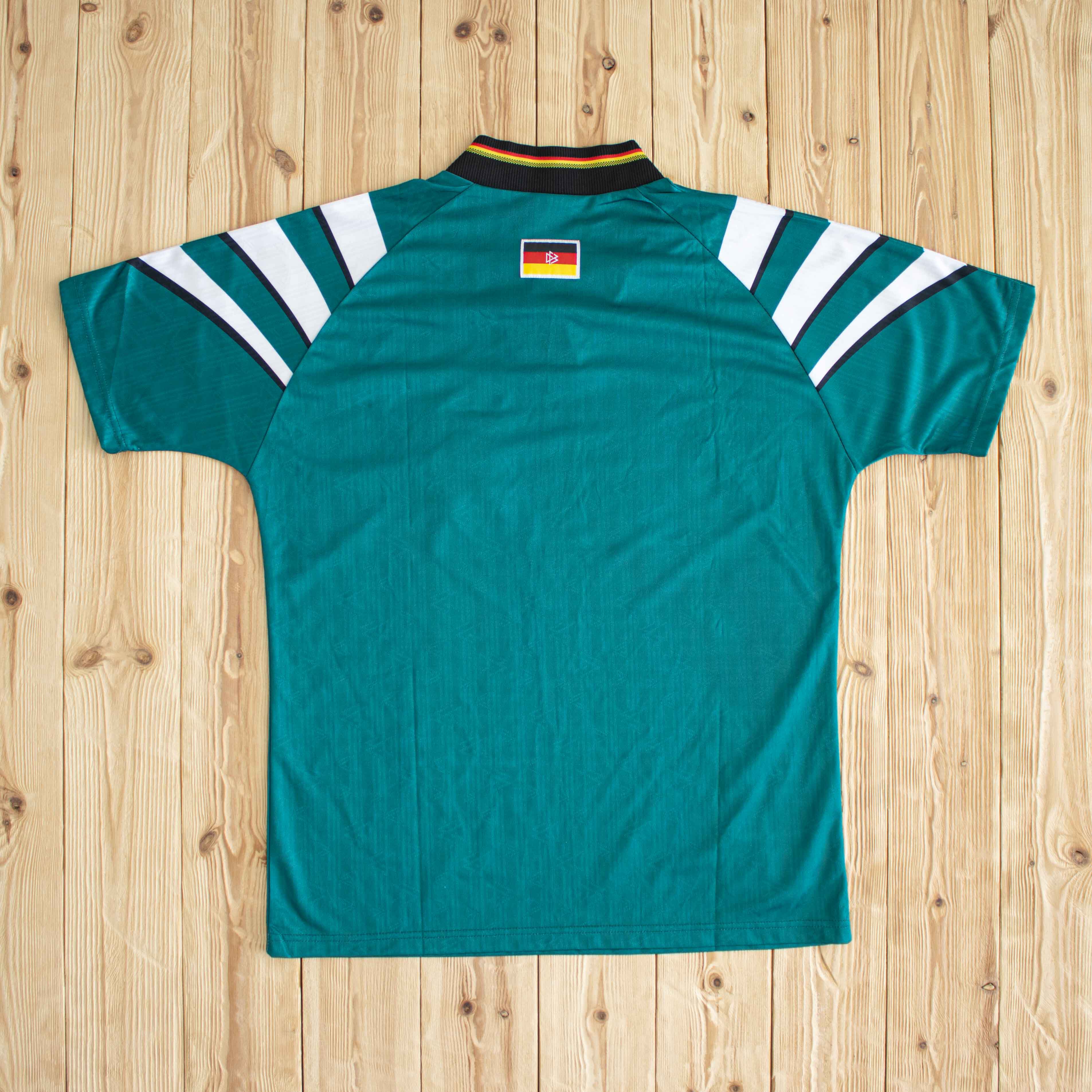 (L) Adidas Deutscher FusSball-Bund Vintage Embroidered T-Shirt Green