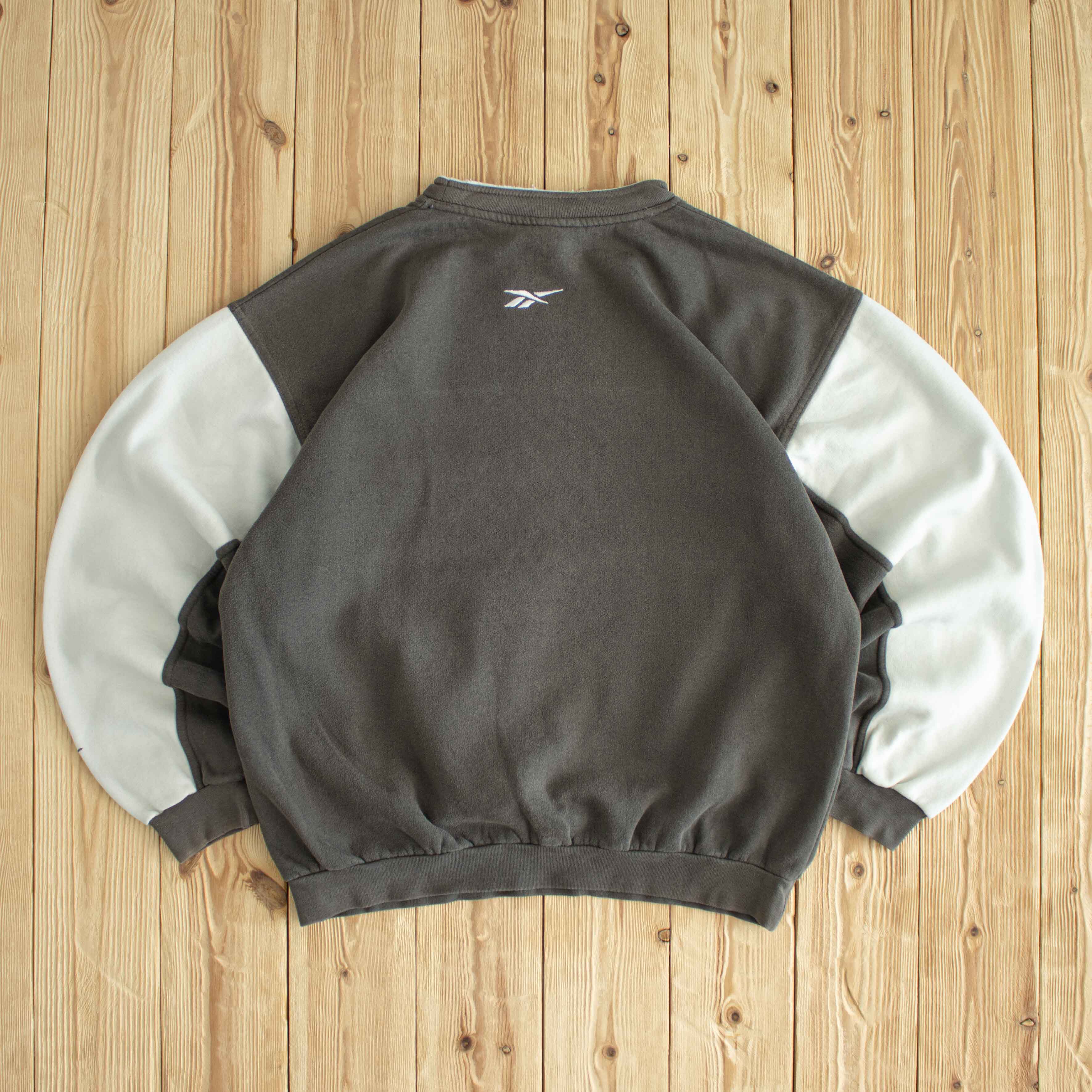 (M) Reebok Freestyle Vintage Embroidered Sweatshirt Khaki