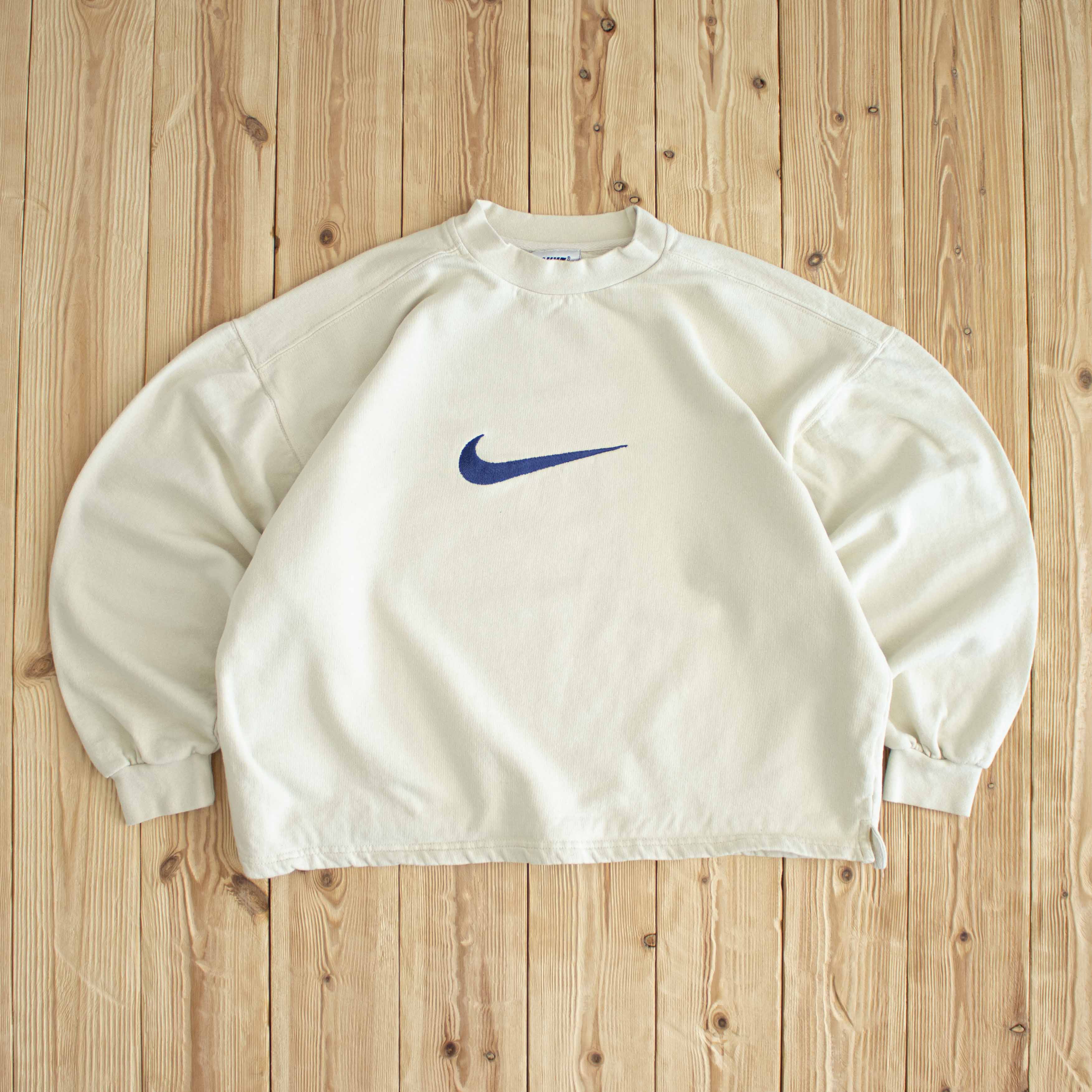 (S/M) Nike Swoosh Vintage Embroidered Sweatshirt Beige