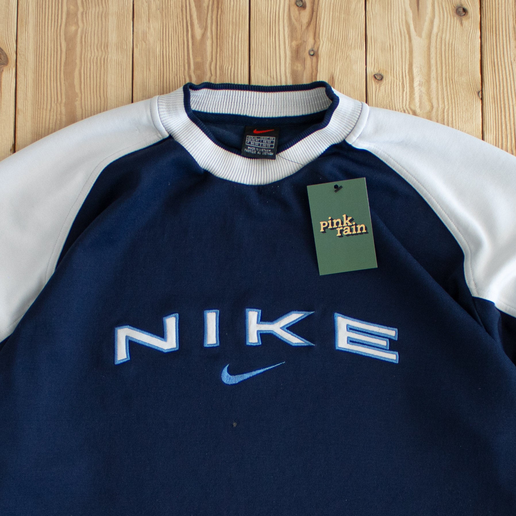 (L) Nike Spell Out Vintage Embroidered Sweatshirt Blue