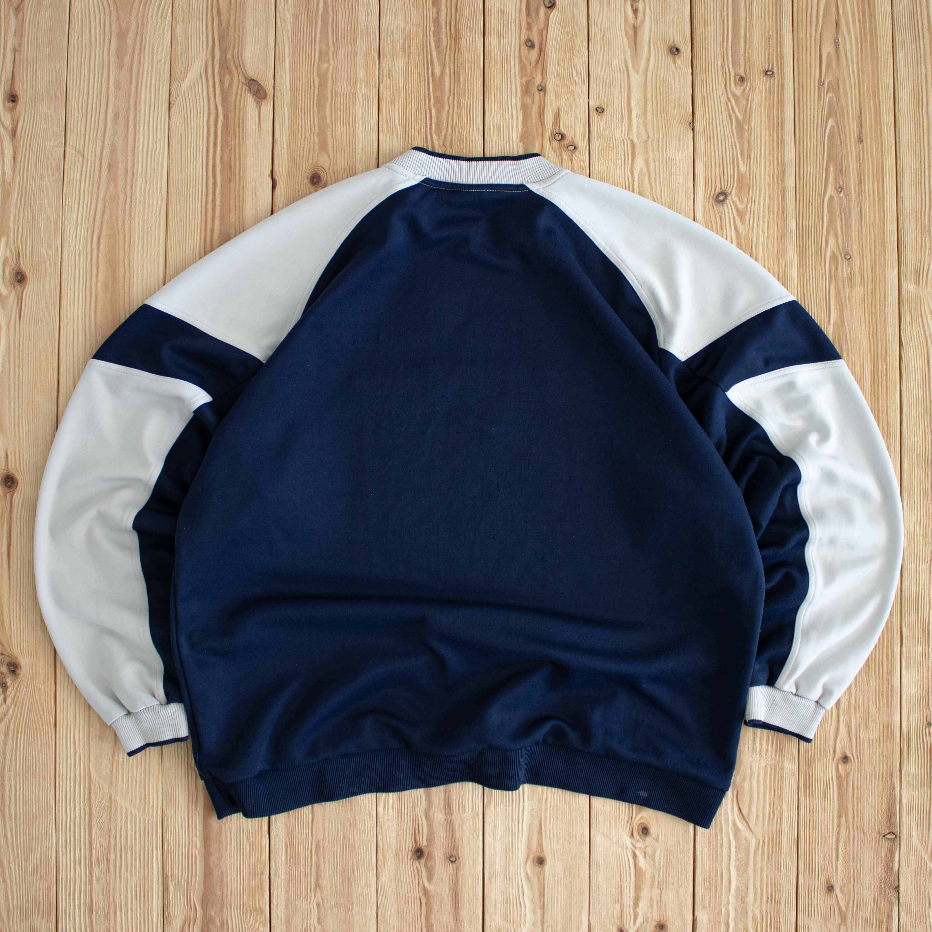 (L) Nike Spell Out Vintage Embroidered Sweatshirt Blue