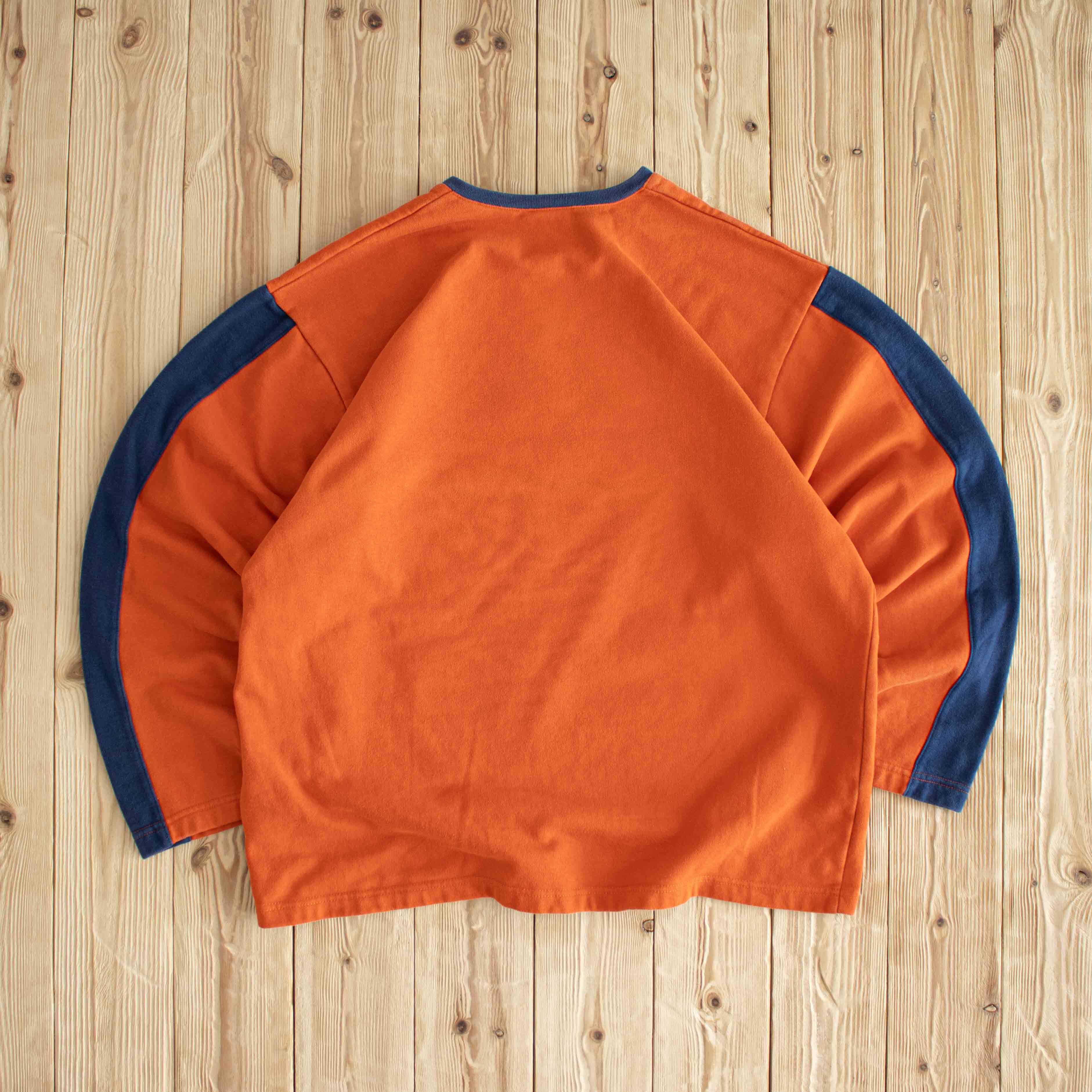 (M) Nike Spell Out Vintage Embroidered Sweatshirt Orange