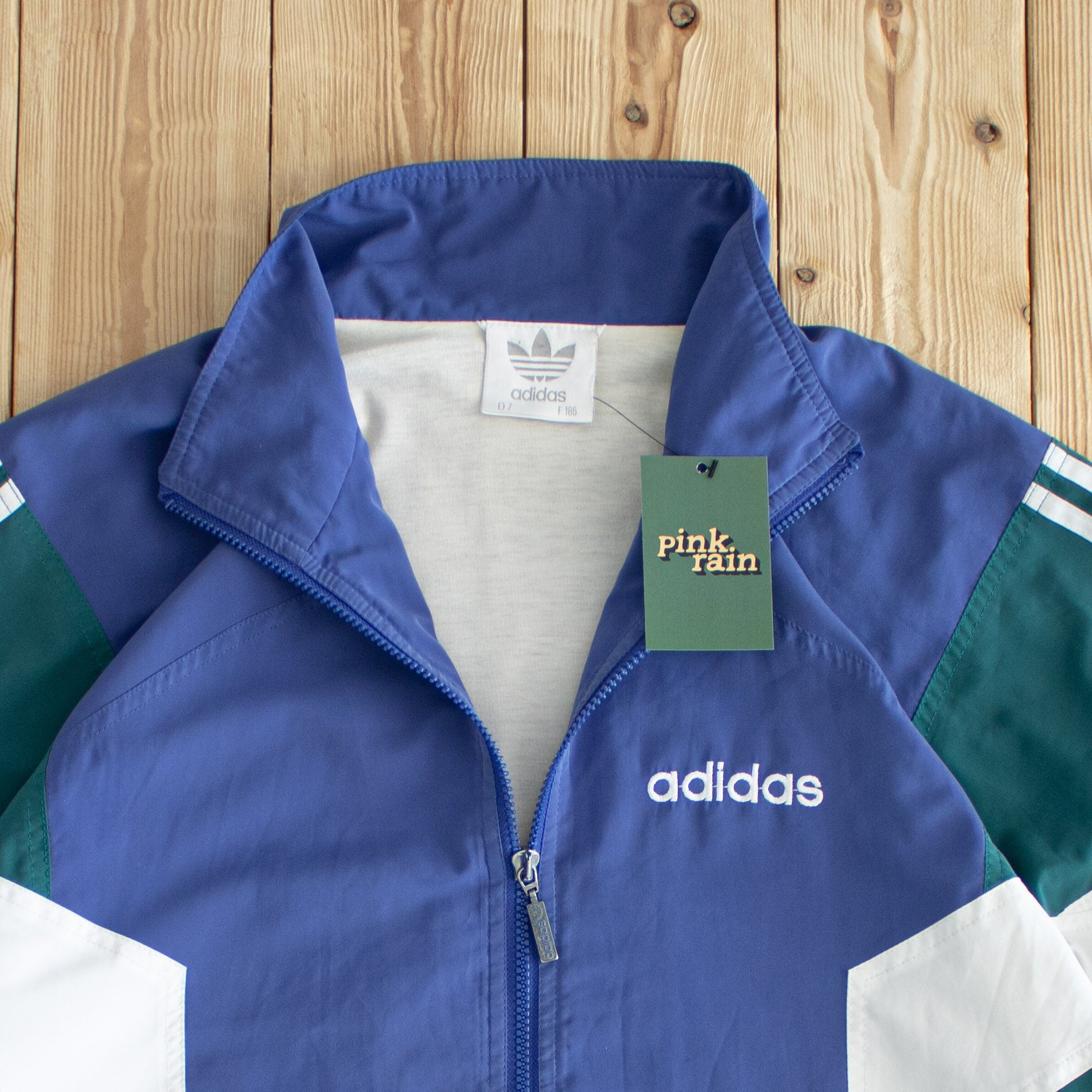 (L/XL) Adidas Vintage Embroidered Jacket Blue