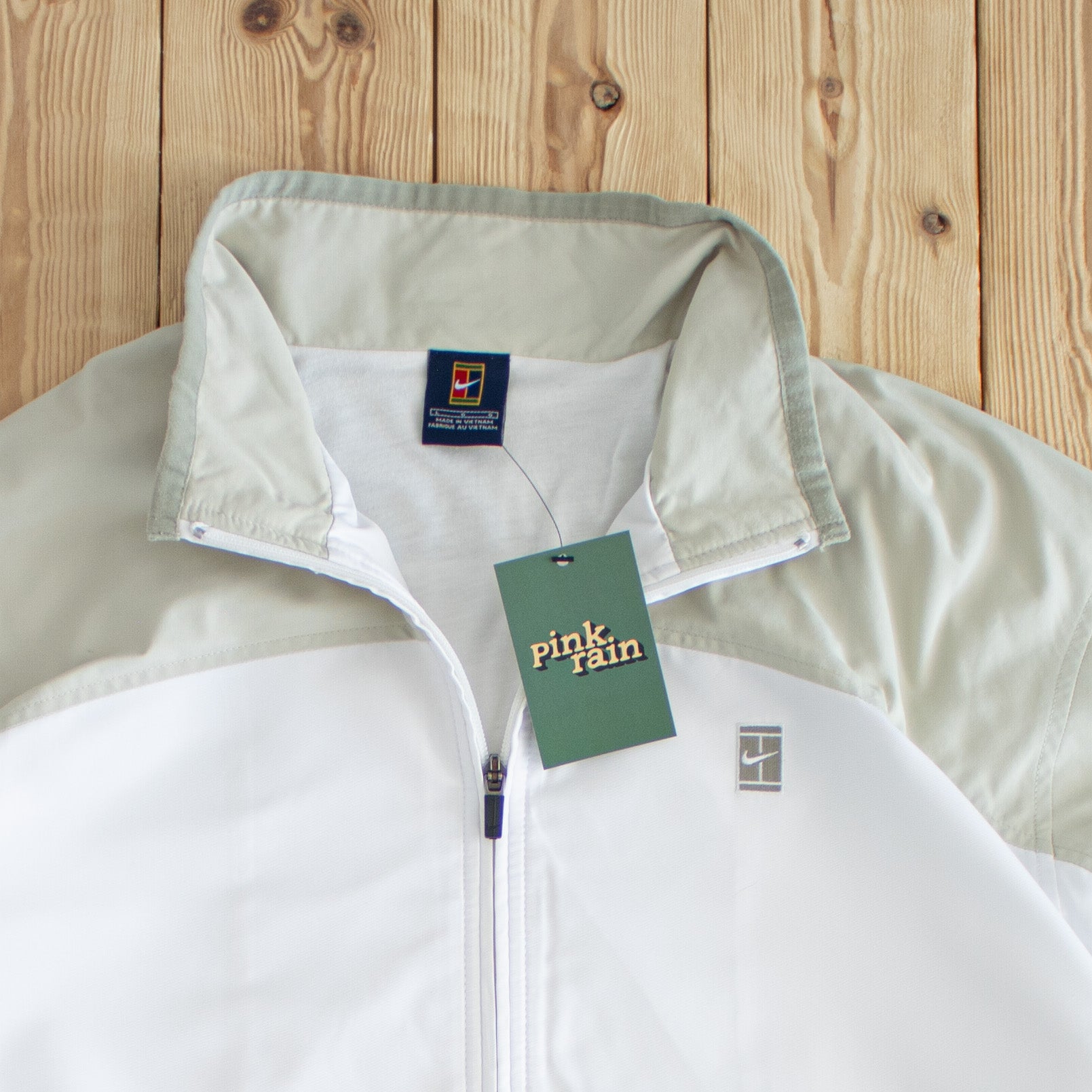 (L/XL) Nike Mini Swoosh Vintage Embroidered Jacket White
