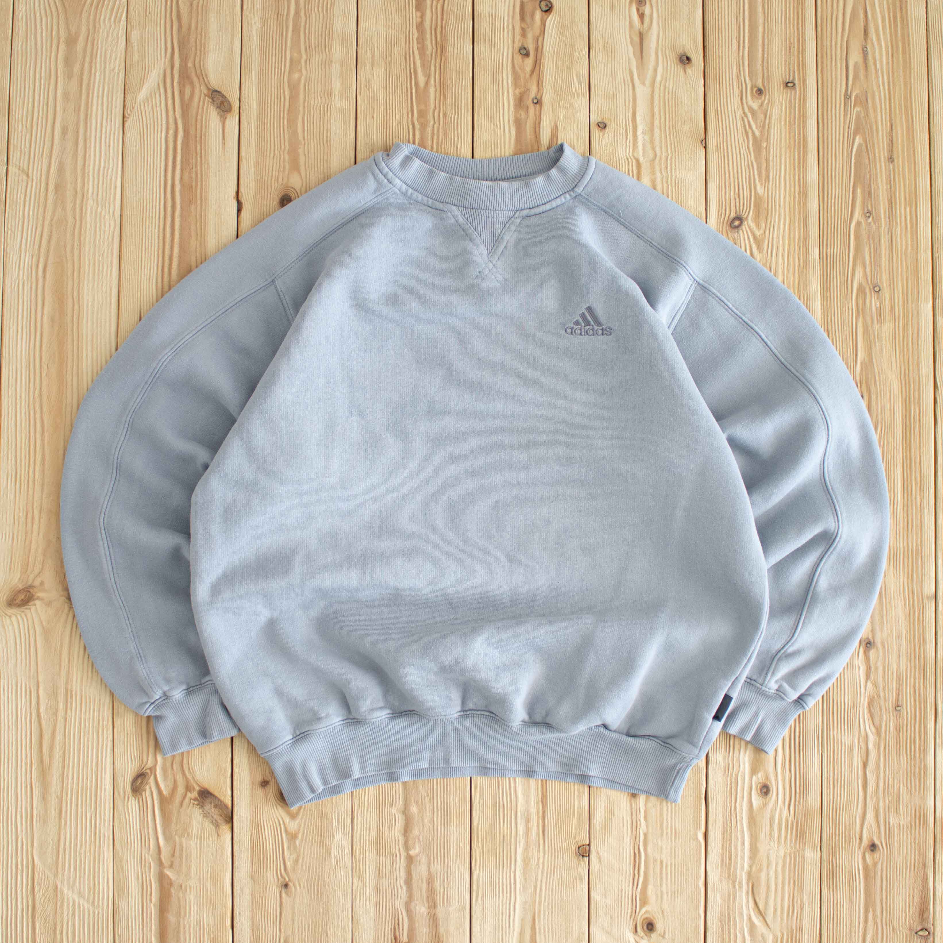 (S) Adidas Vintage Embroidered Sweatshirt Blue