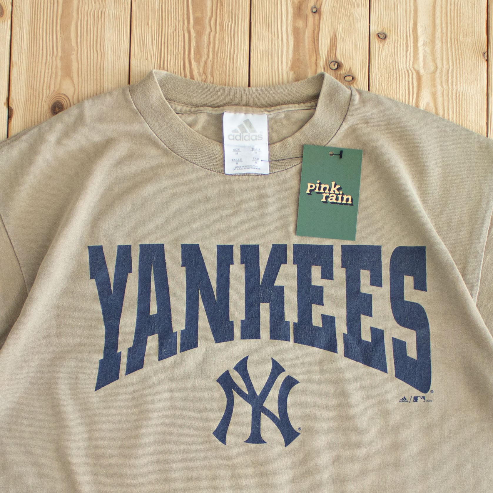 (L) 2003 Adidas NY Yankees Vintage T-Shirt Beige