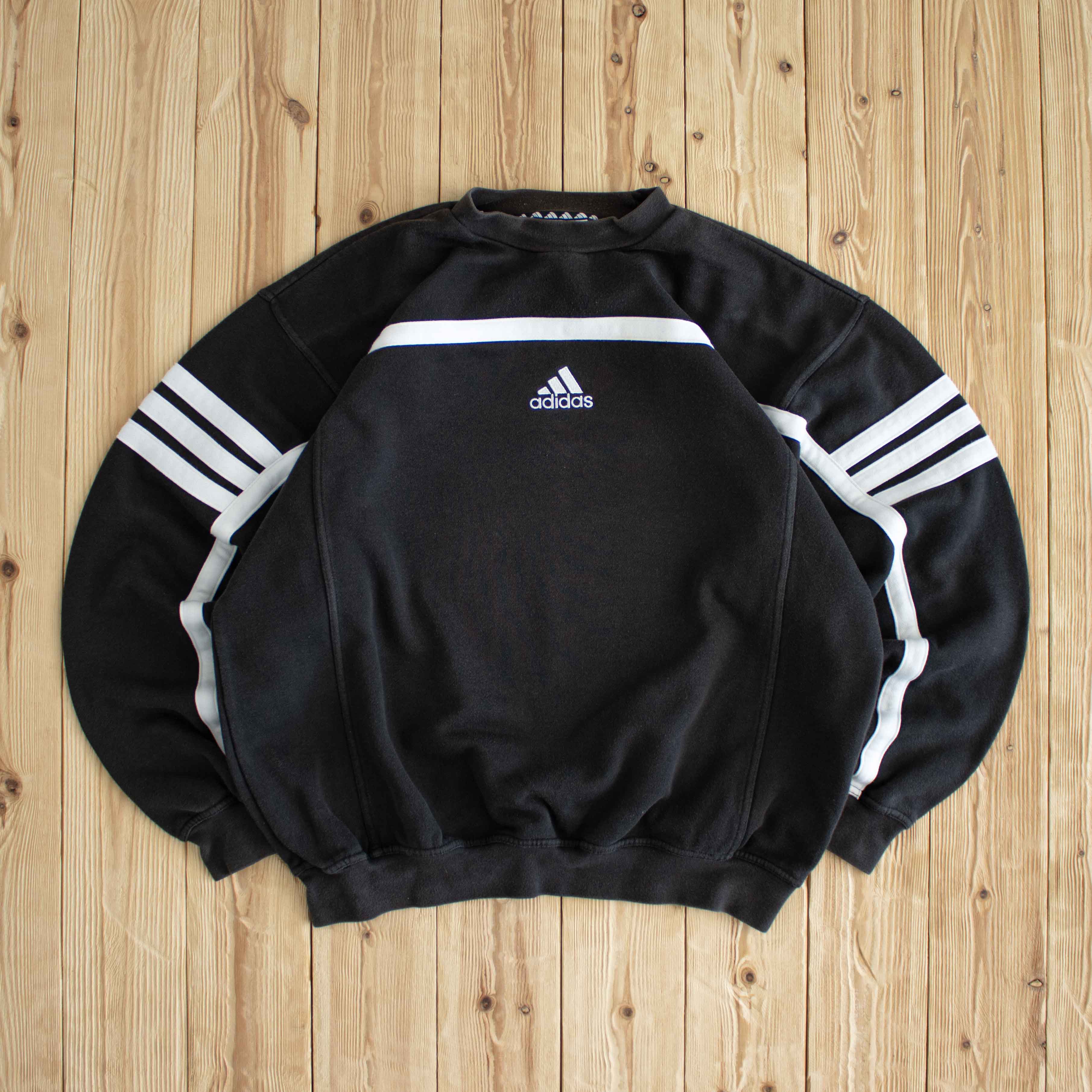 (M/L) Adidas Center Logo Vintage Embroidered Sweatshirt Black