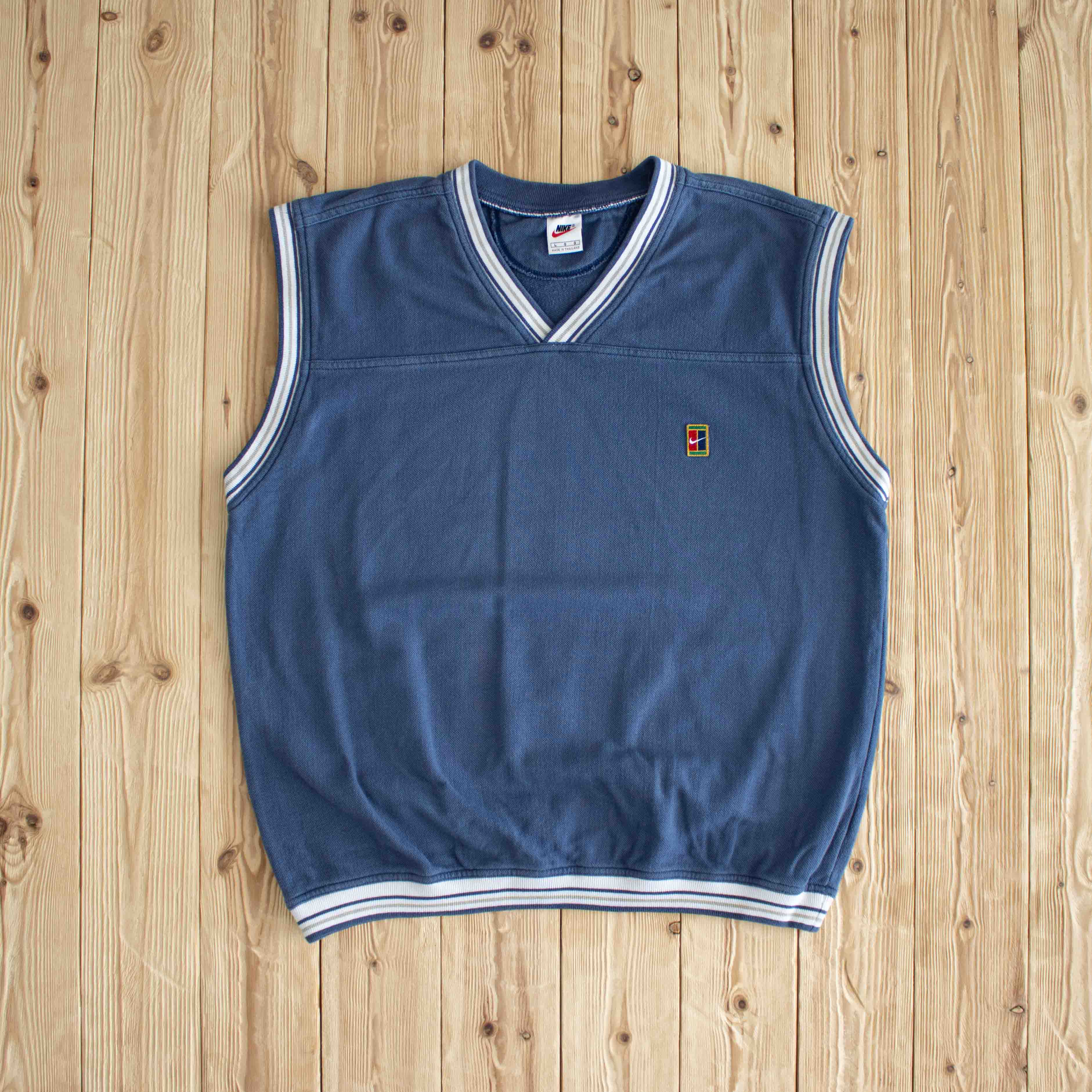 (L) Nike Vintage Essential Embroidered Vest Blue