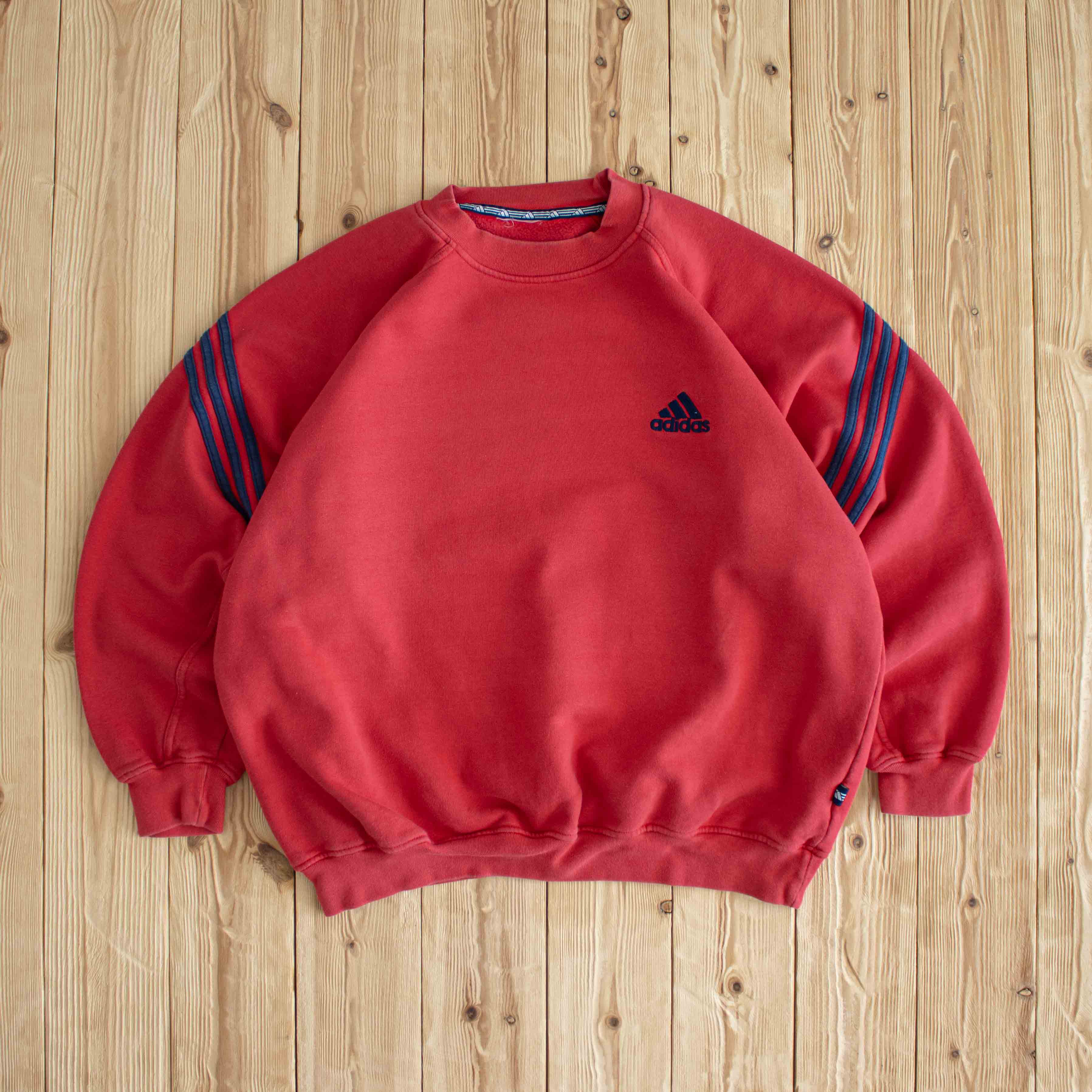 (M/L) Adidas Vintage Essential Embroidered Sweatshirt Red