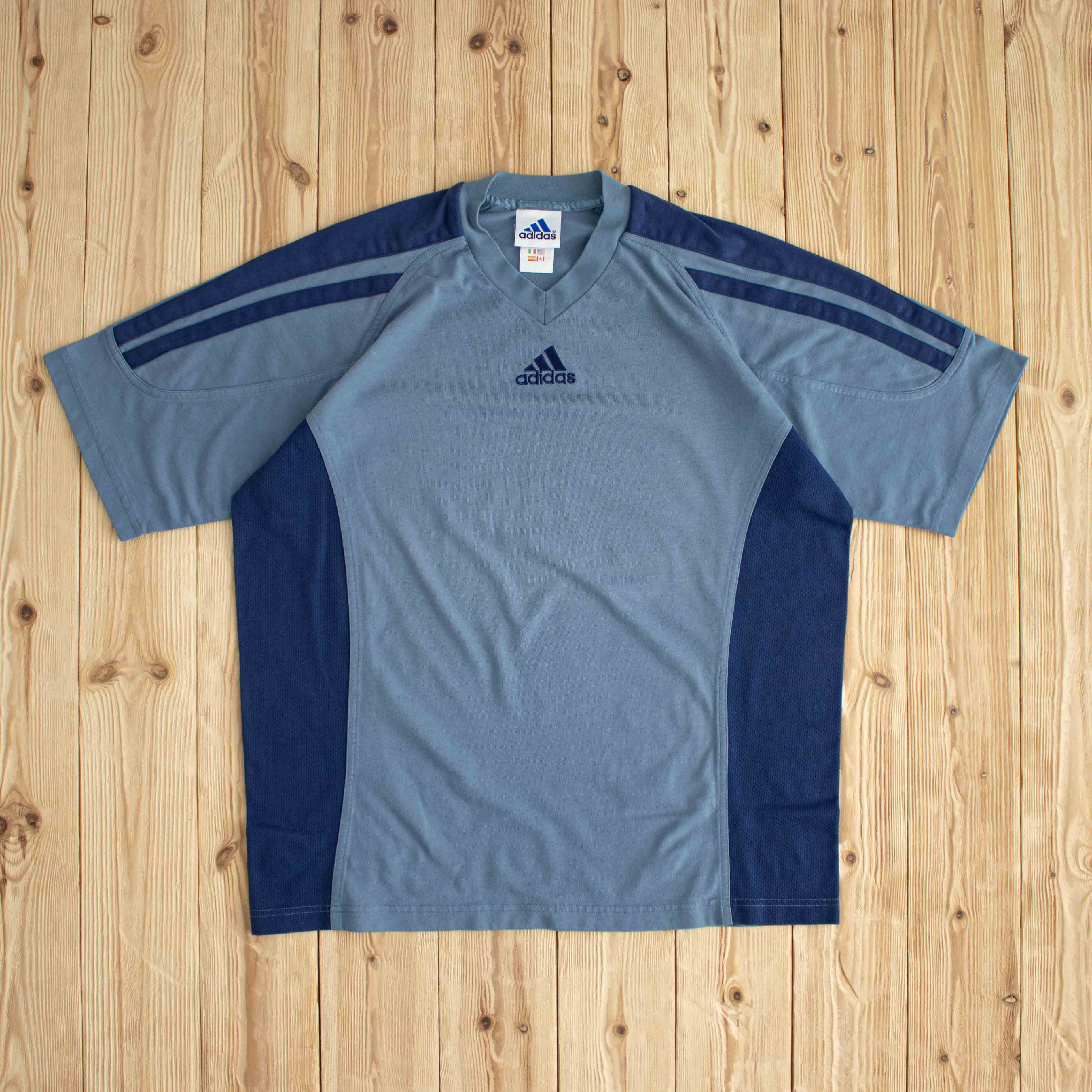 (M/L) Adidas Center Logo Vintage Embroidered T-Shirt Blue