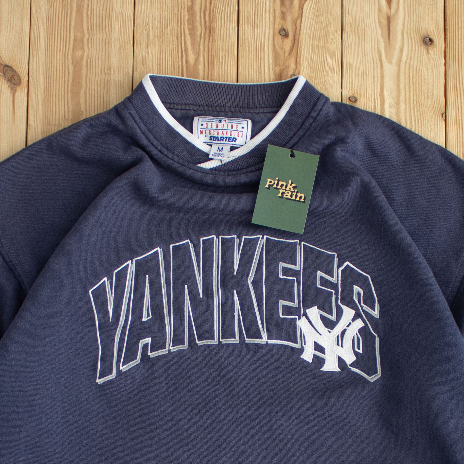 (M) Starter New York Yankees Vintage Embroidered Sweatshirt Blue
