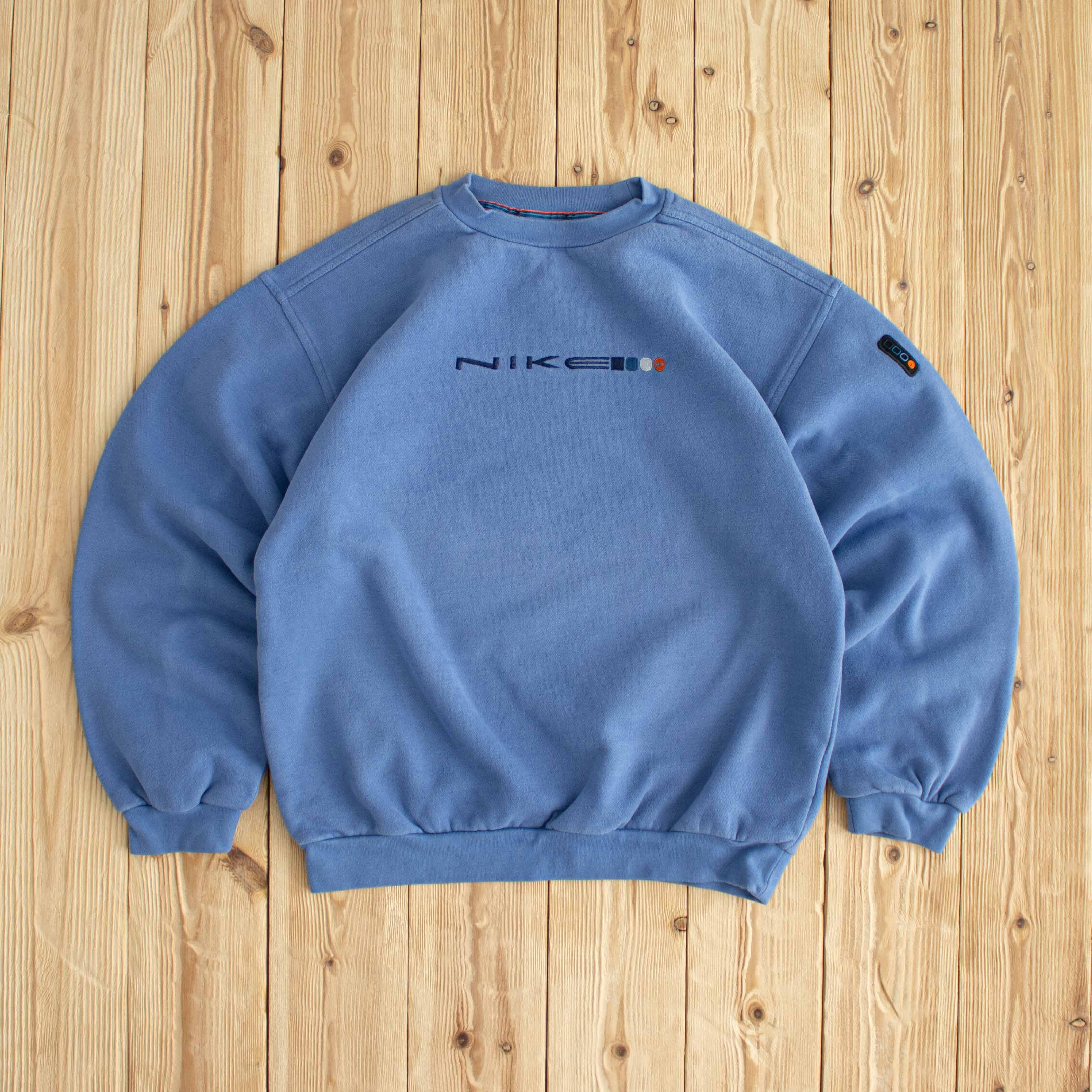 (XS/S) Nike Spell Out Vintage Embroidered Sweatshirt Blue