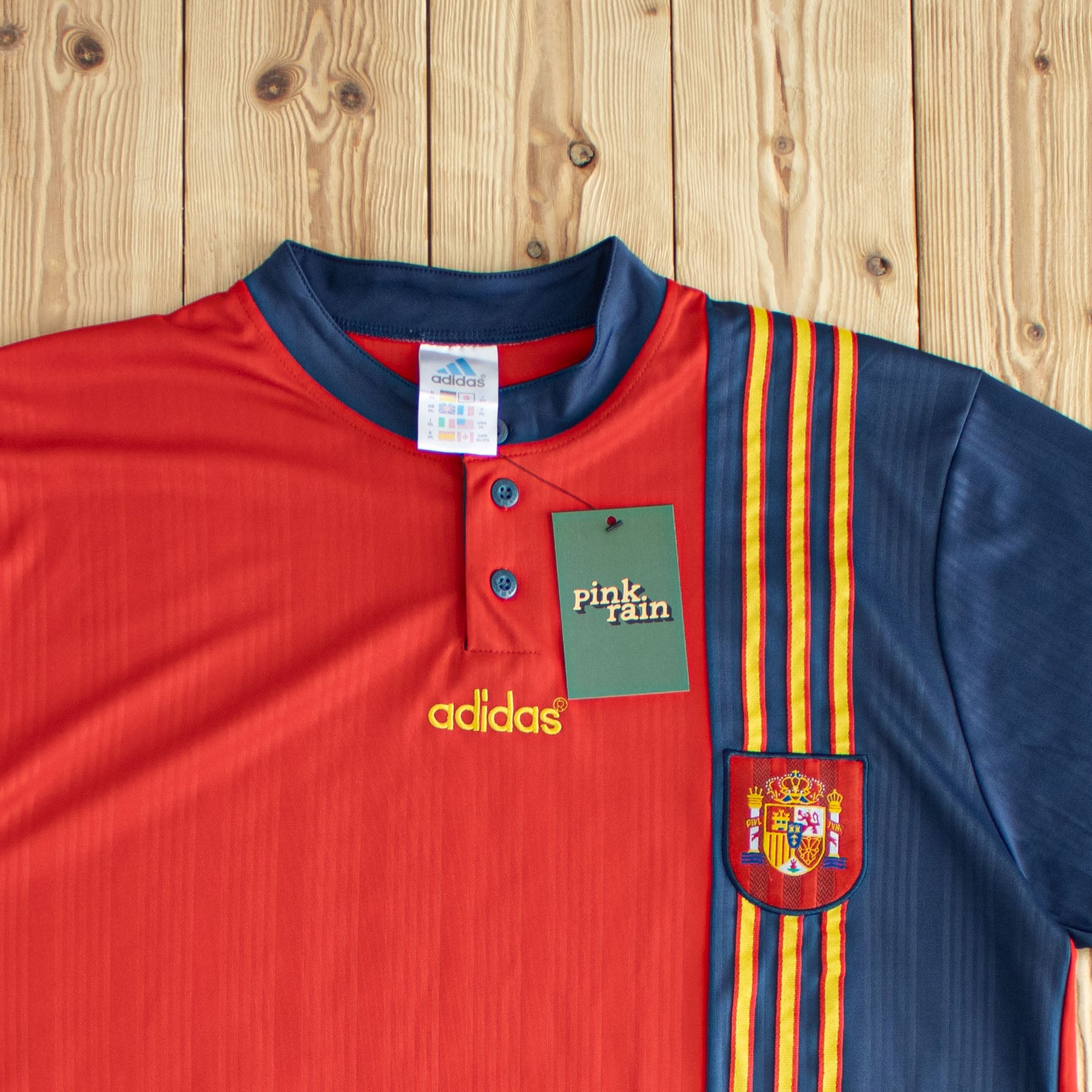 (L) Adidas Spain Vintage Embroidered Jersey Red