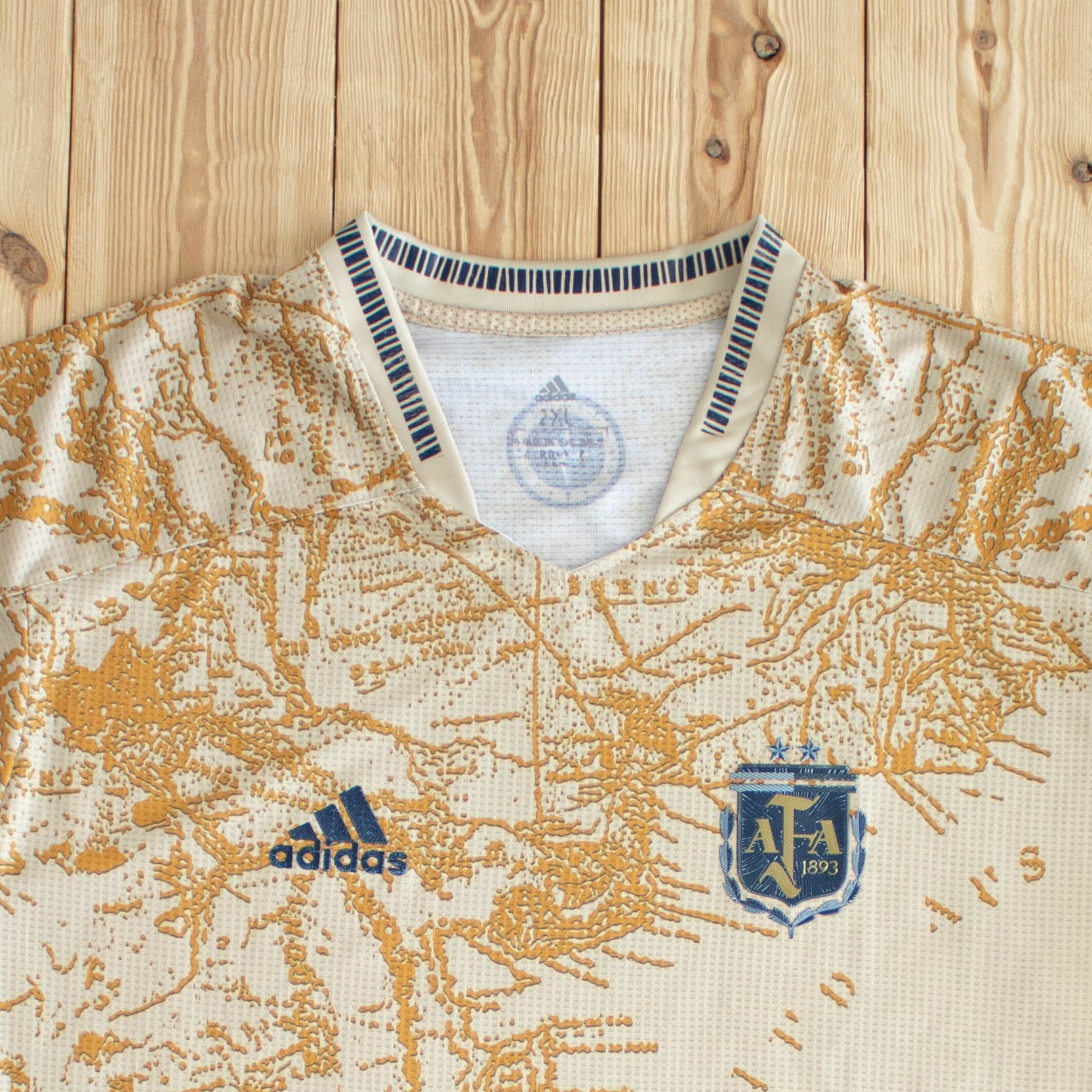 (L/XL) Adidas Argentina Jersey Beige