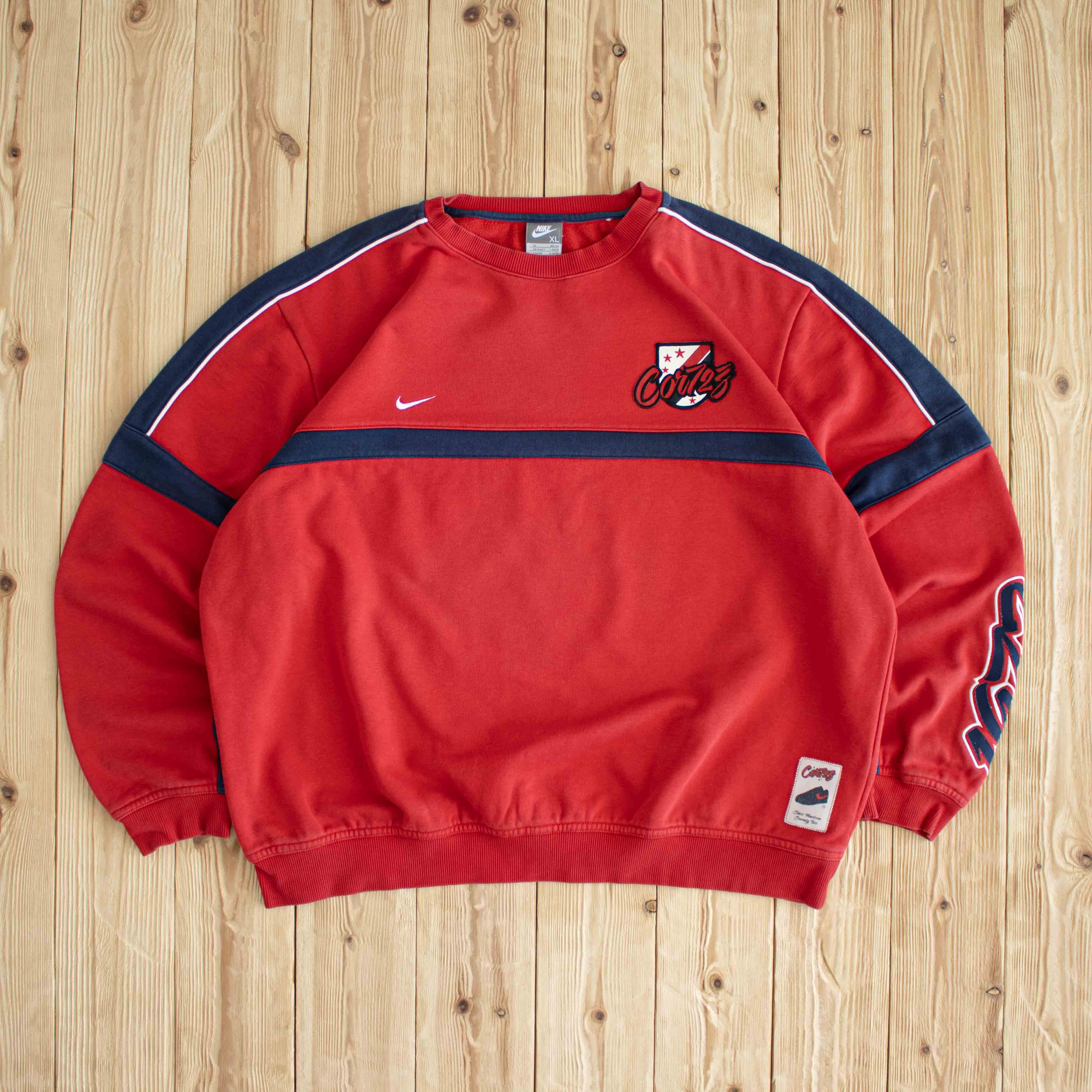 (L) Nike Cortez Vintage Embroidered Sweatshirt Red